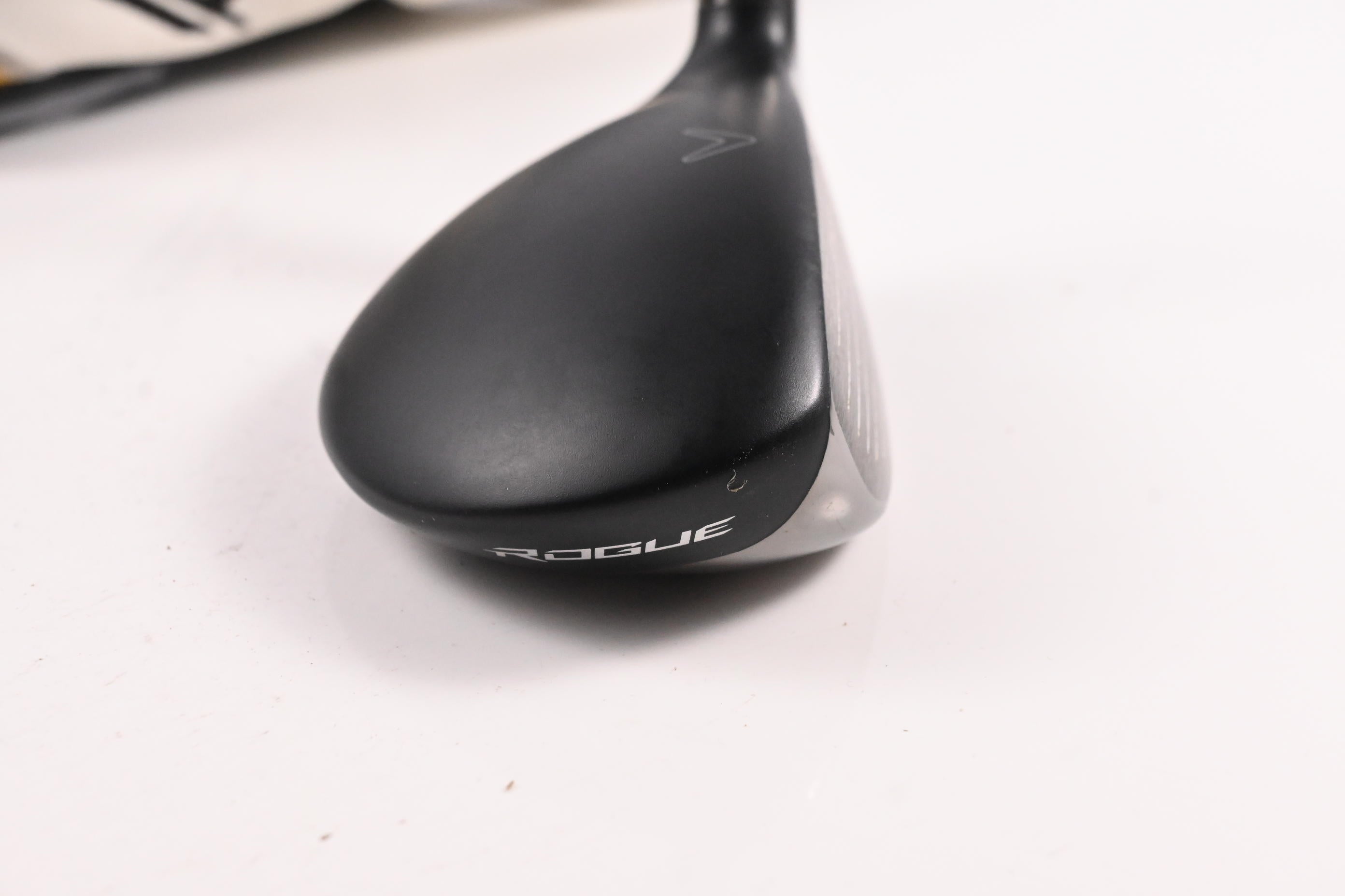 Callaway Rogue ST Pro #2 Hybrid / 18 Degree / X-Flex Tensei AV White 85 Shaft