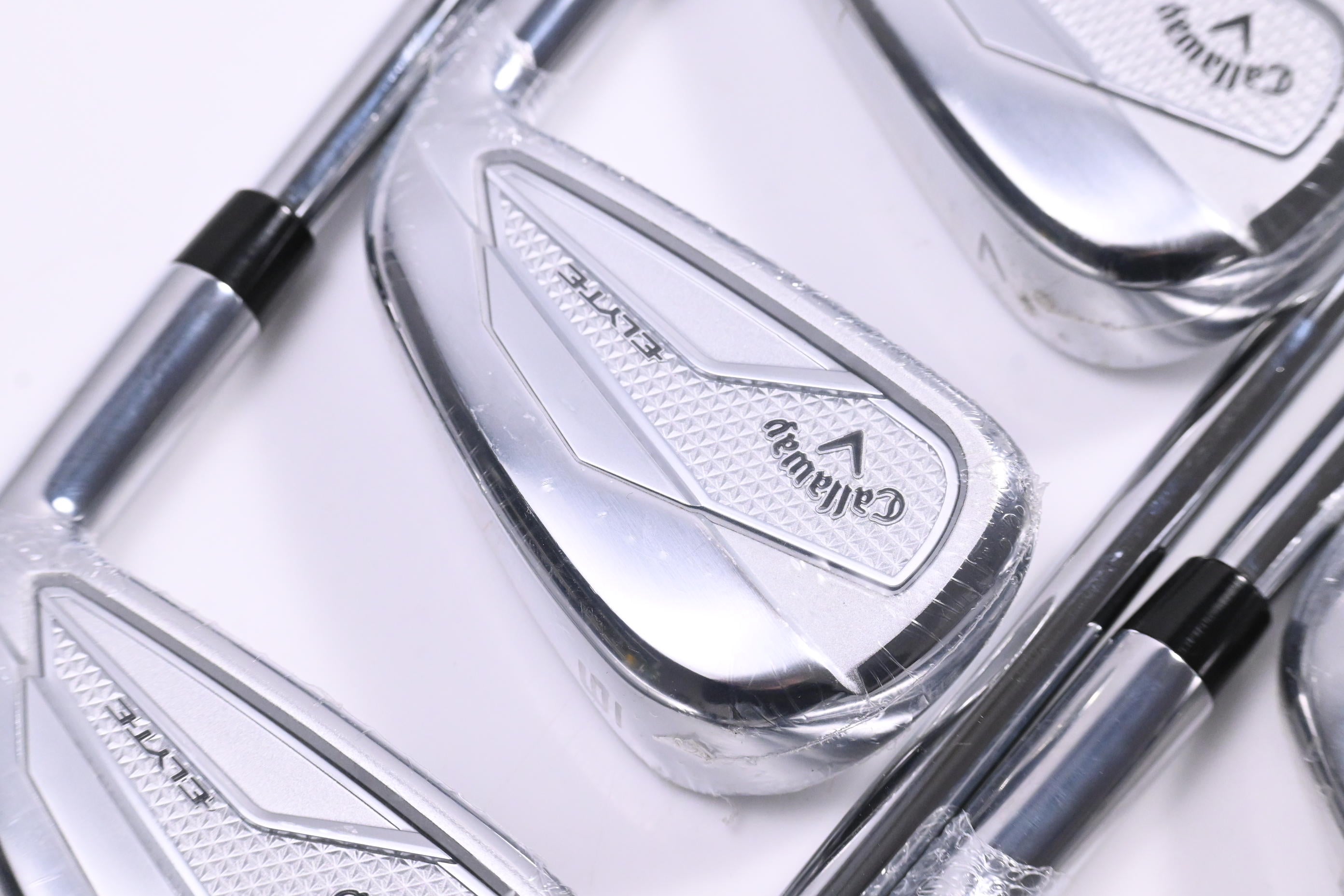 Callaway Elyte Irons / 5-PW+GW / Regular Flex Vector 80 Shafts