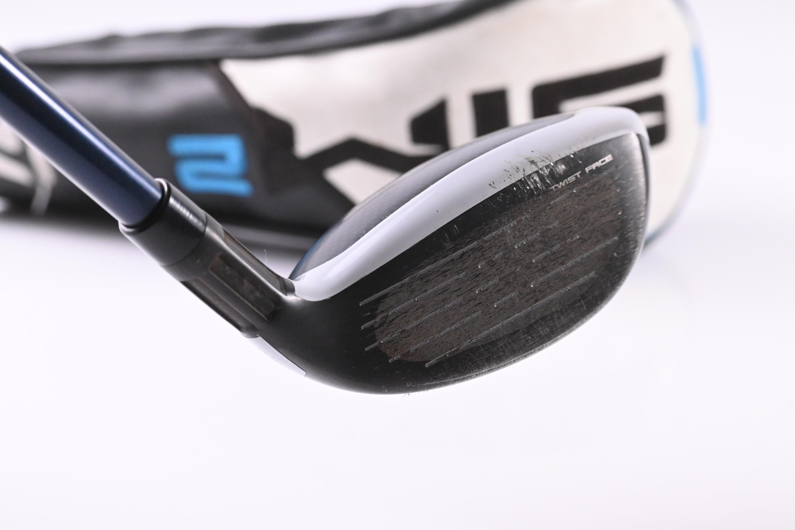 Left Hand Taylormade SIM2 Max #3 Hybrid / 19 Degree / Regular Flex Ventus Blue 6