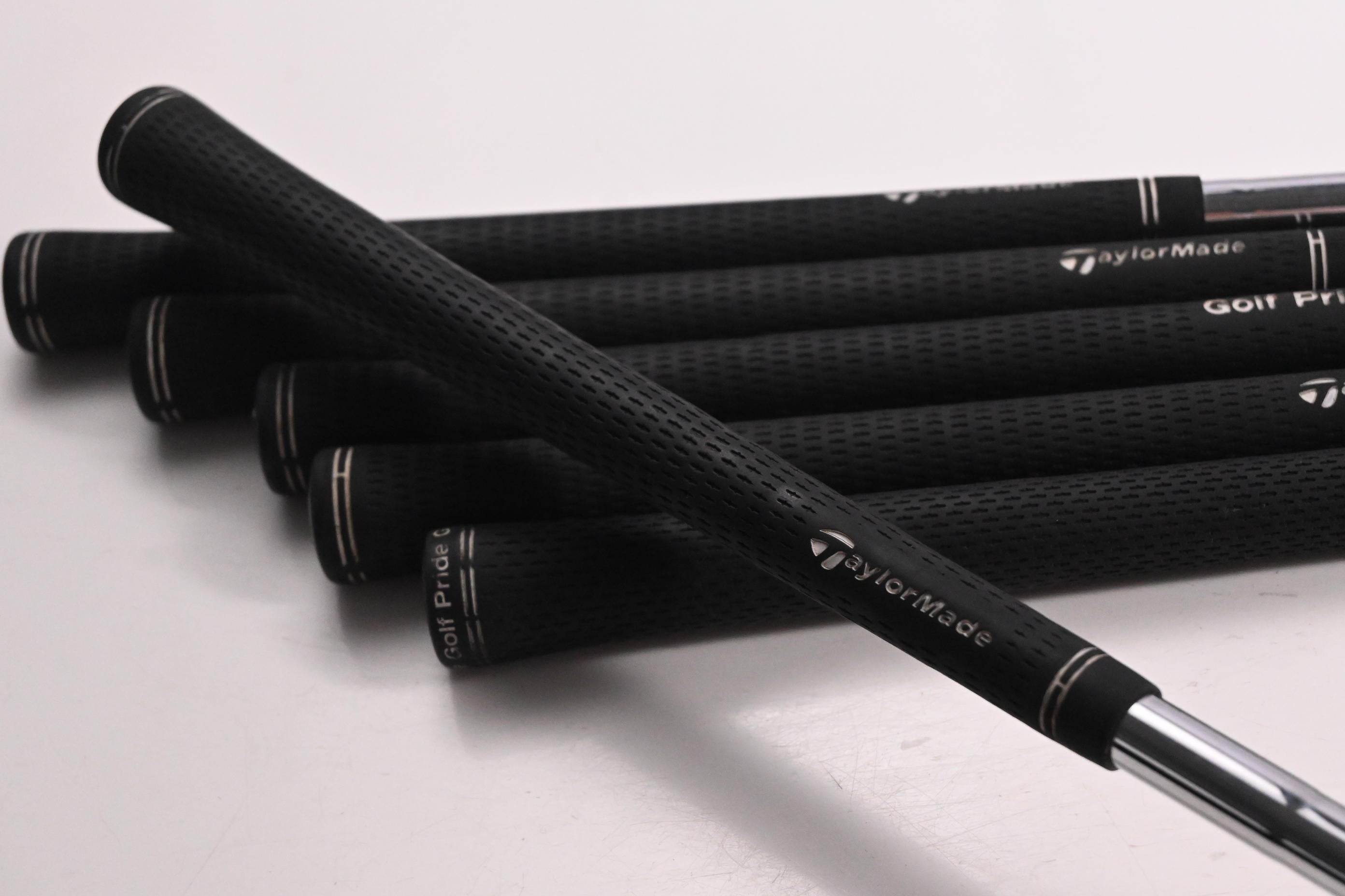 Dynamic Gold 105 S300 Iron Shafts / Stiff Flex / Set of 6 / .355" Taper Tip