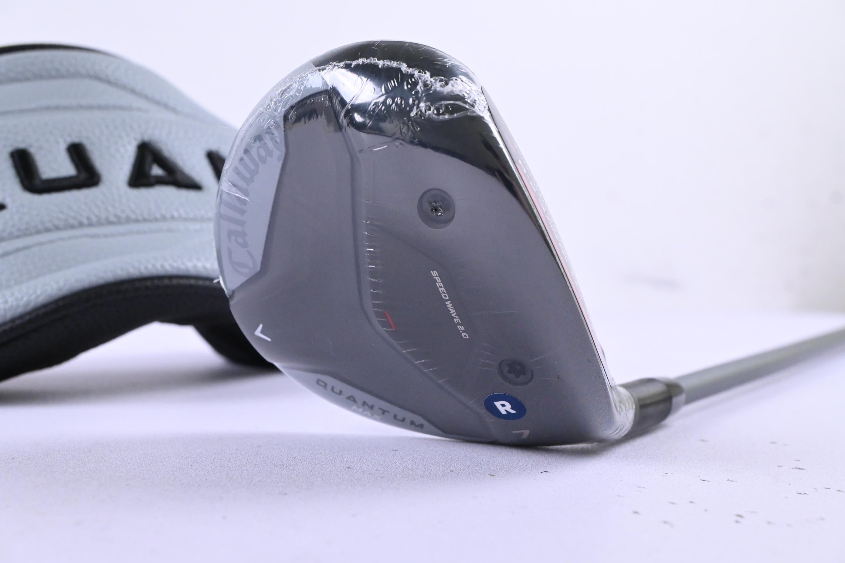 Callaway Quantum Max #7 Wood / 21 Degree / Regular Flex Denali Frost Silver 60