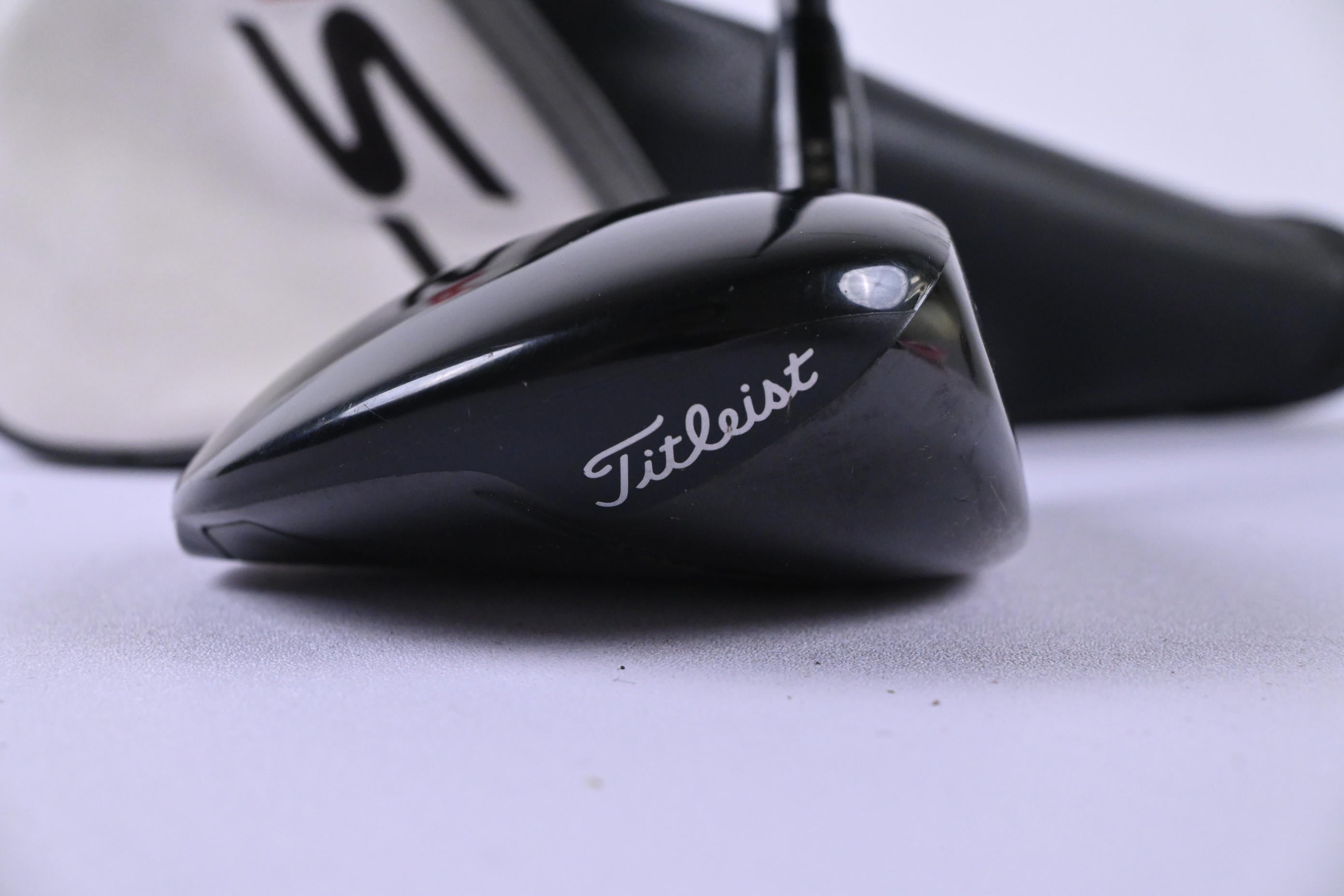 Titleist TSR2 #3 Wood / 15 Degree / Regular Flex HZRDUS CB Red 60 Shaft