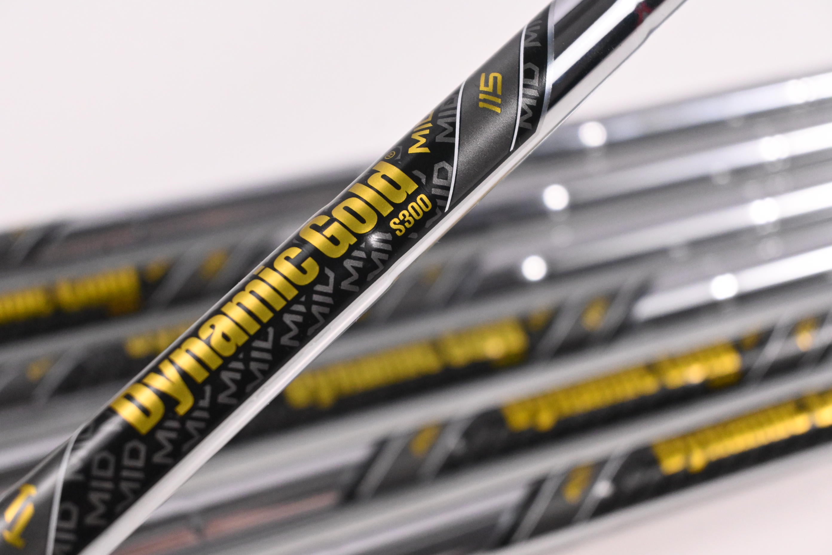 Dynamic Gold Mid 115 S300 Iron Shafts / Stiff Flex / Set of 7 / .355" Taper Tip
