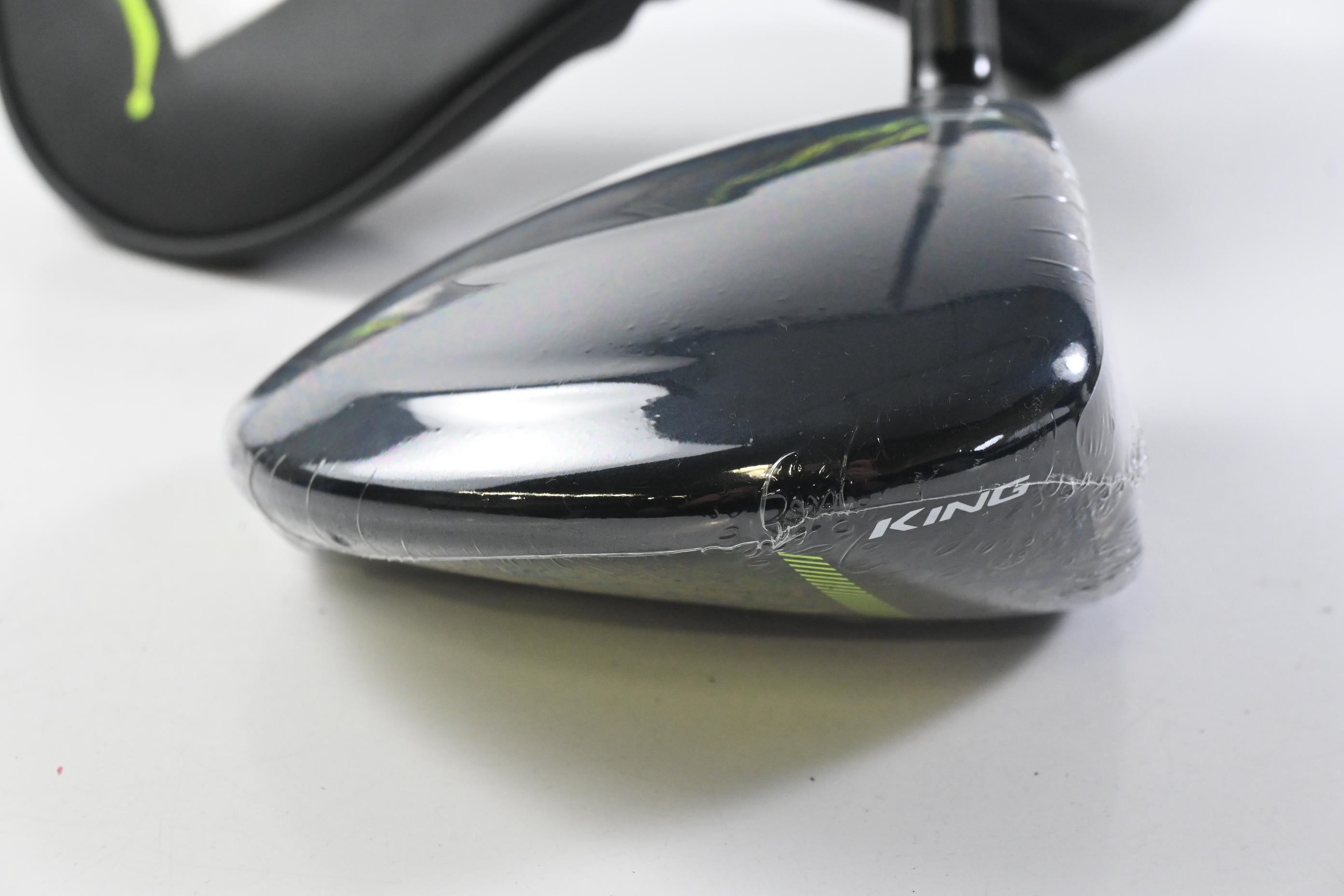 Cobra King Radspeed Driver / 10.5 Degree / Regular Flex Helium Black 5 Shaft