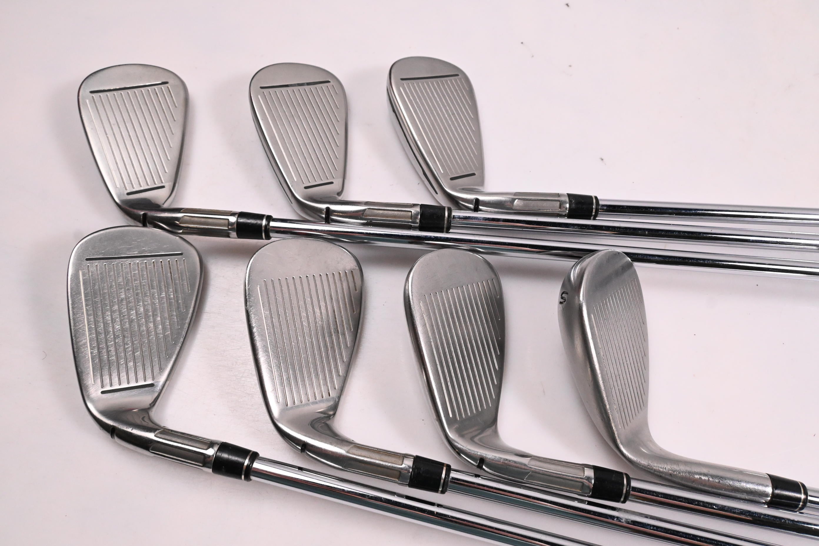 Taylormade M2 2017 Irons / 5-PW+SW / Regular Flex REAX Steel 88 Shafts