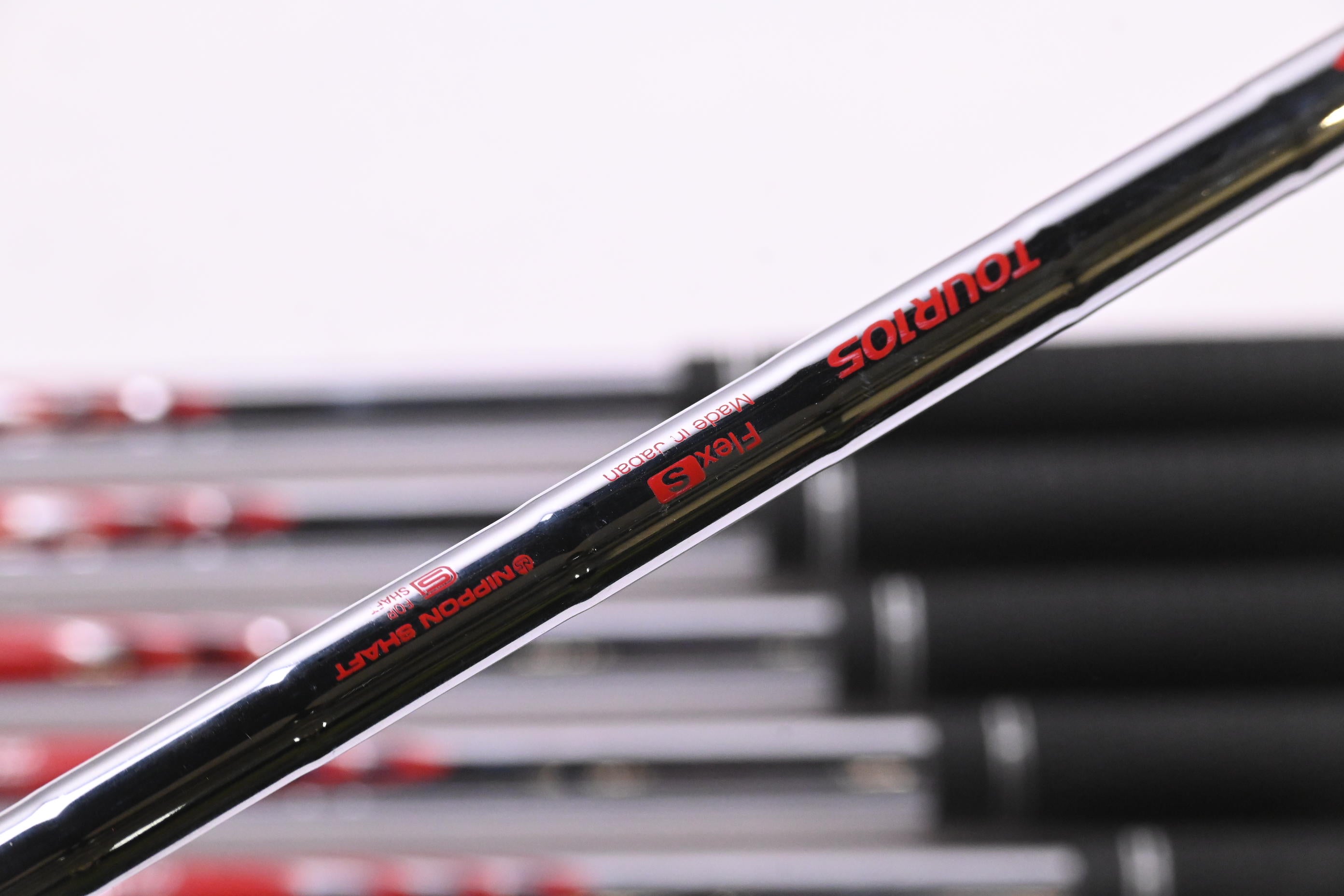 Callaway Rogue Pro Irons / 4-PW / Stiff Flex NS Pro Modus 3 Tour 105 Shafts