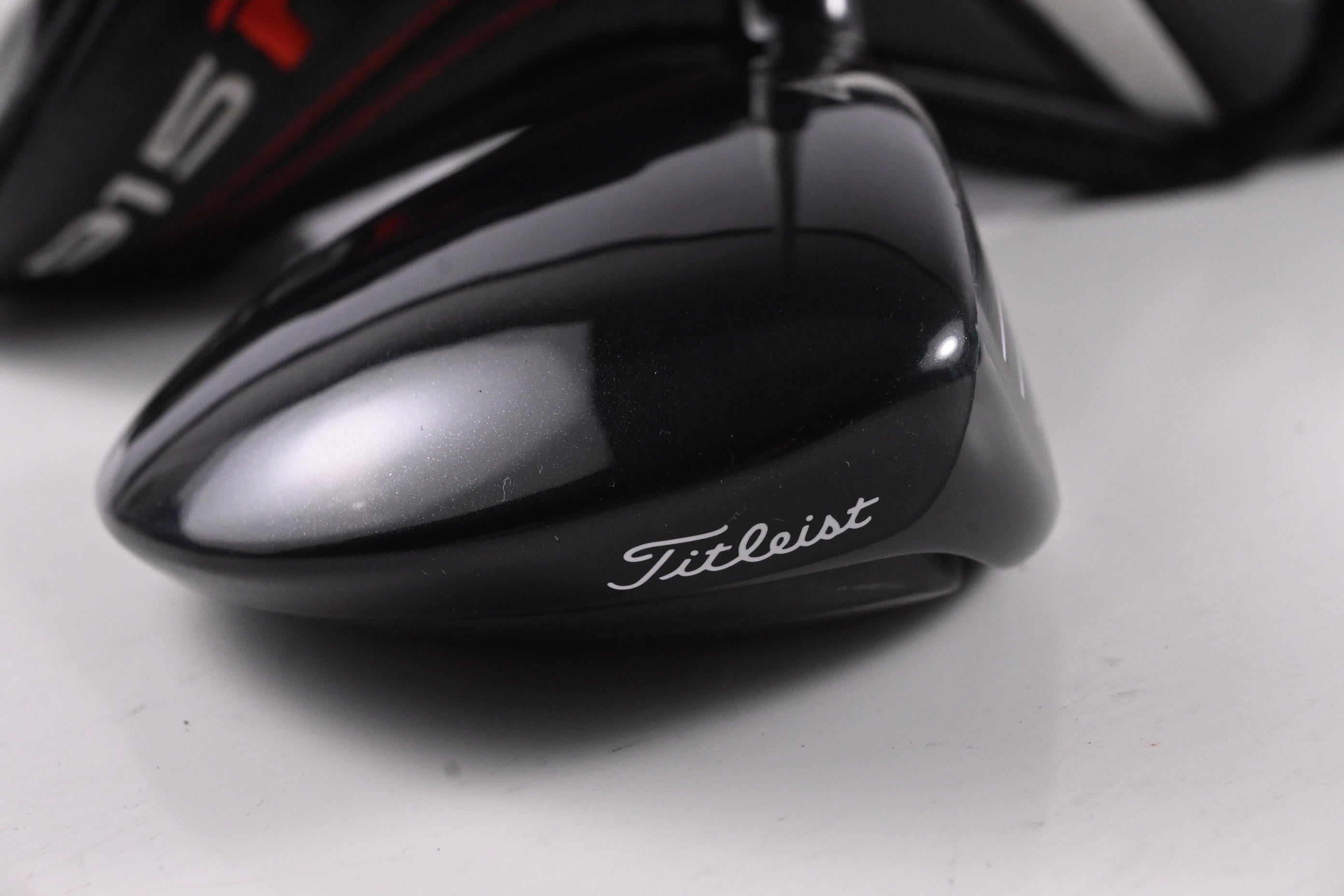 Titleist 915 F #3 Wood / 15 Degree / Stiff Flex Diamana Blue S+ 70 Shaft