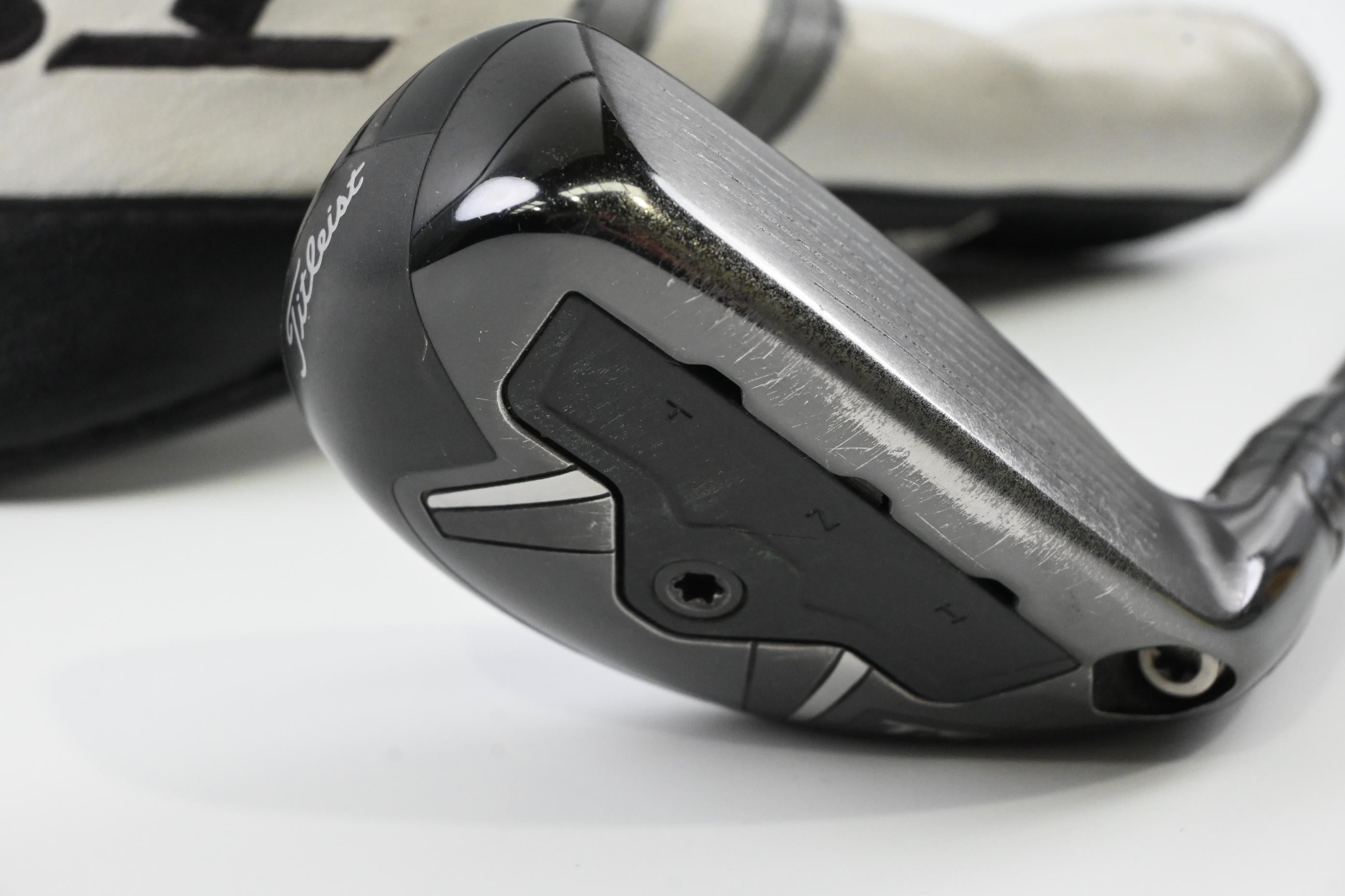 Titleist TSi3 #2 Hybrid / 18 Degree / Stiff Flex KBS Hybrid 80 Shaft