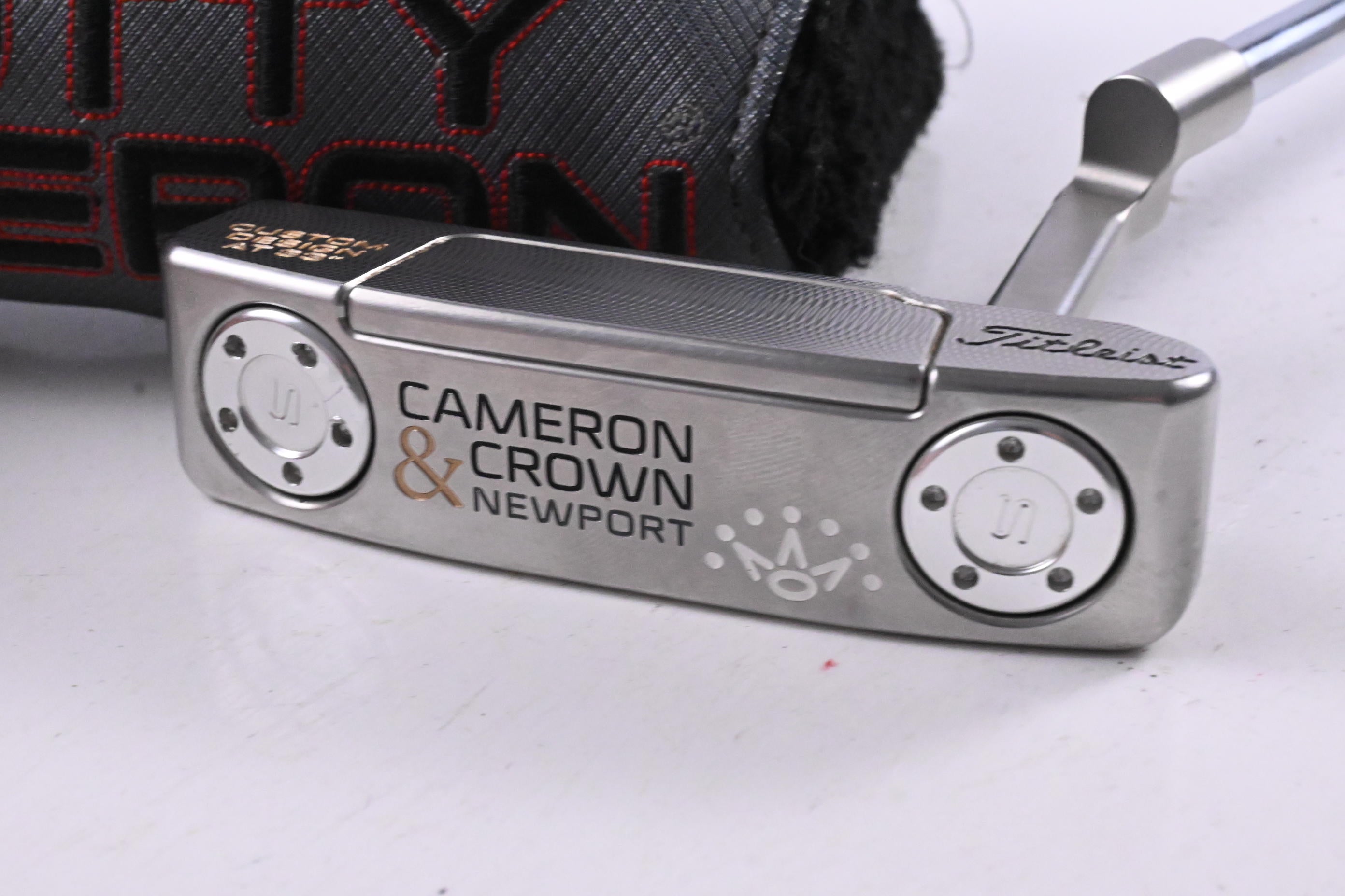 Scotty Cameron Cameron & Crown Newport Putter / 33 Inch