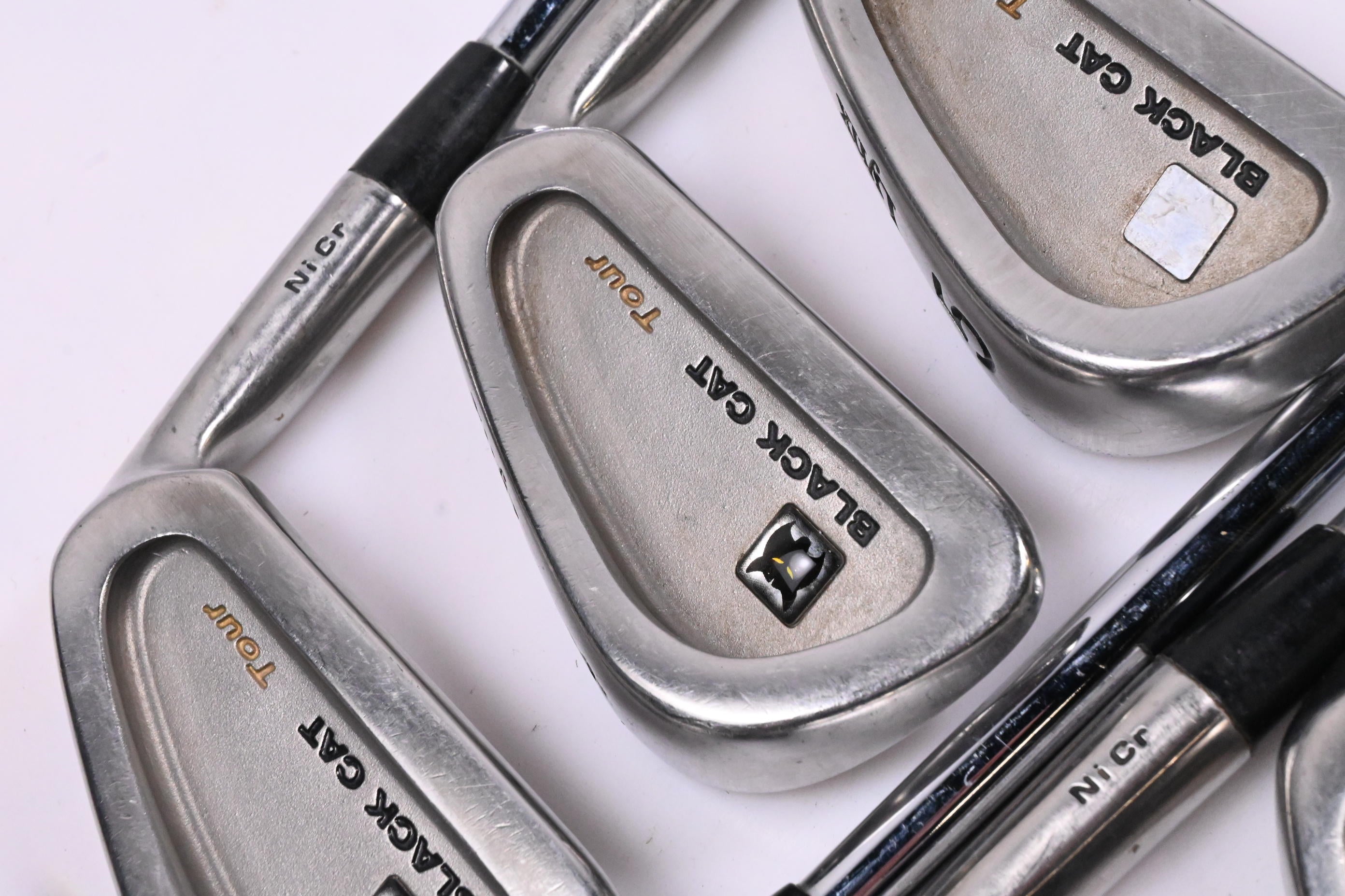 Lynx Black Cat 1995 Irons / 3-9i / Regular Flex Dynamic Gold SensiCore R300