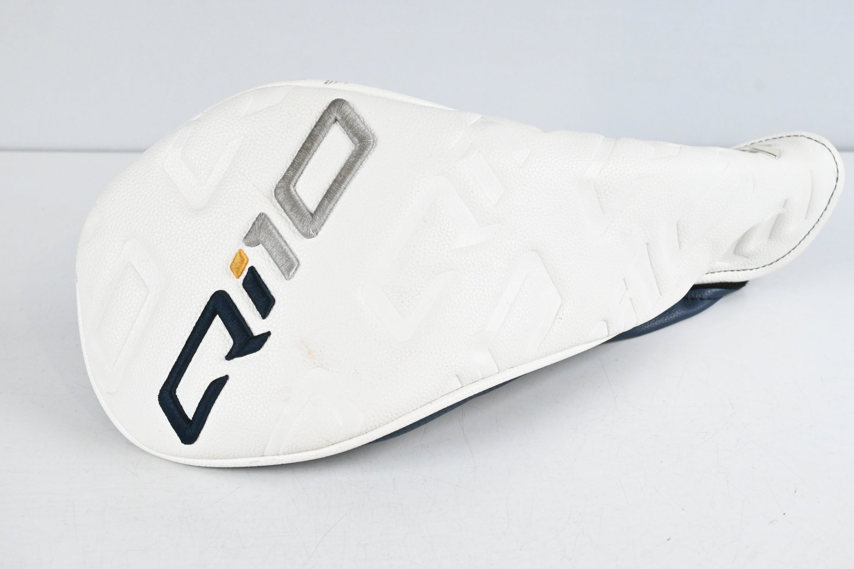 Taylormade Qi10 Driver / 9 Degree / Stiff Flex Tour AD GP-6 Shaft
