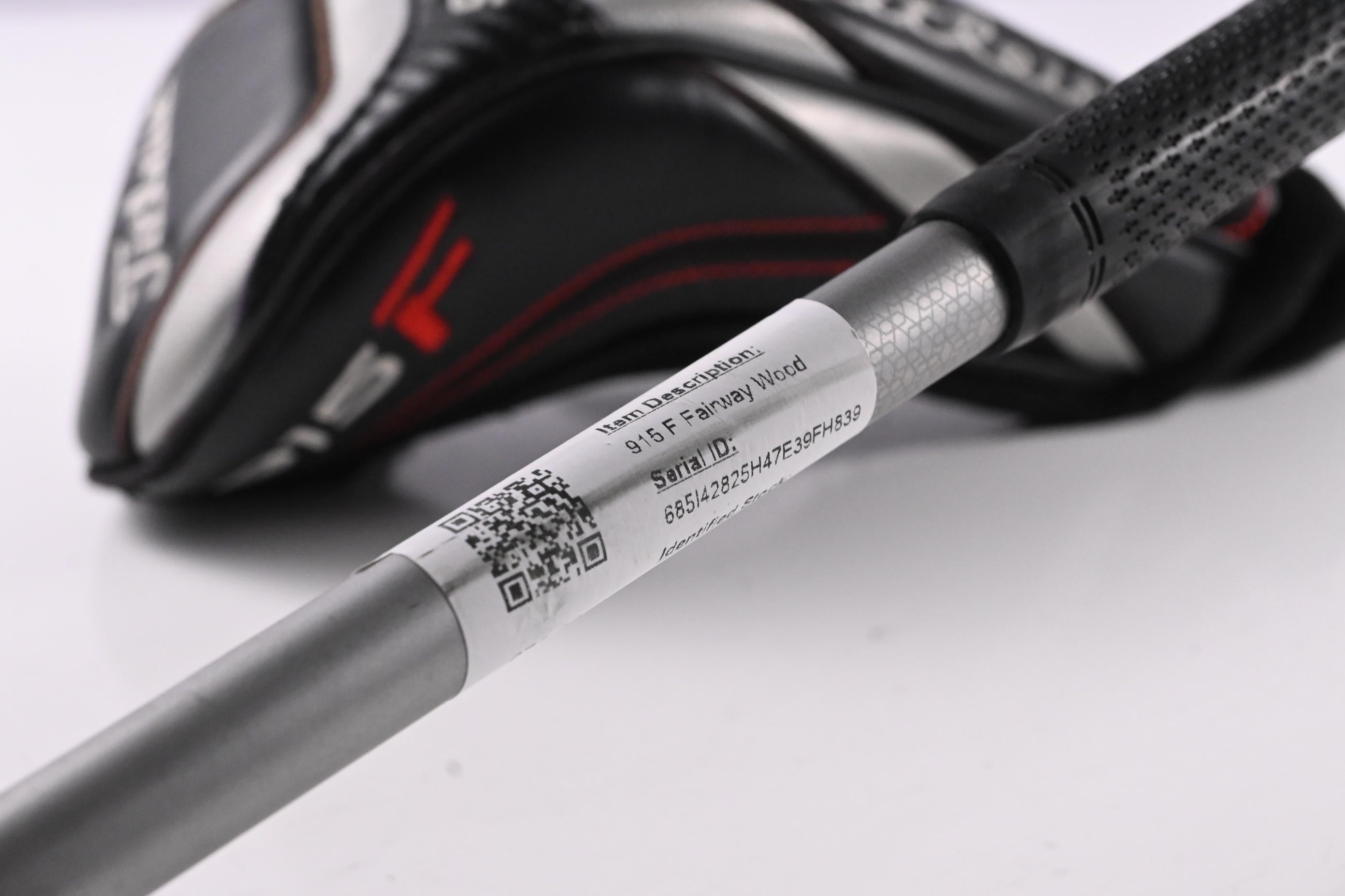 Titleist 915 F #3 Wood / 15 Degree / Stiff Flex Diamana Blue S+ 70 Shaft