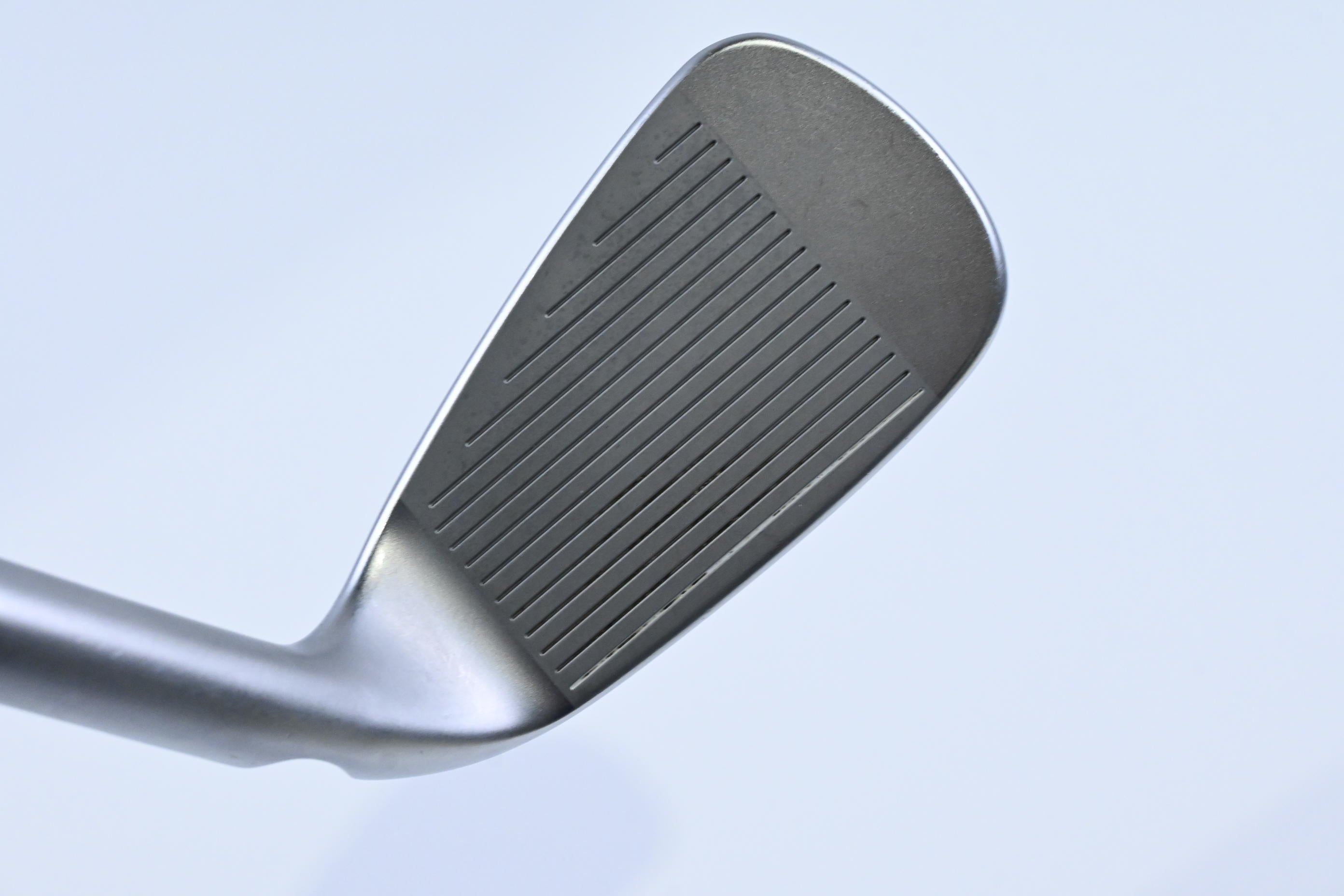 Left Hand Ping ChipR Wedge / 38.5 Degree / Blue Dot / Wedge Flex Ping Z-Z115 Shaft