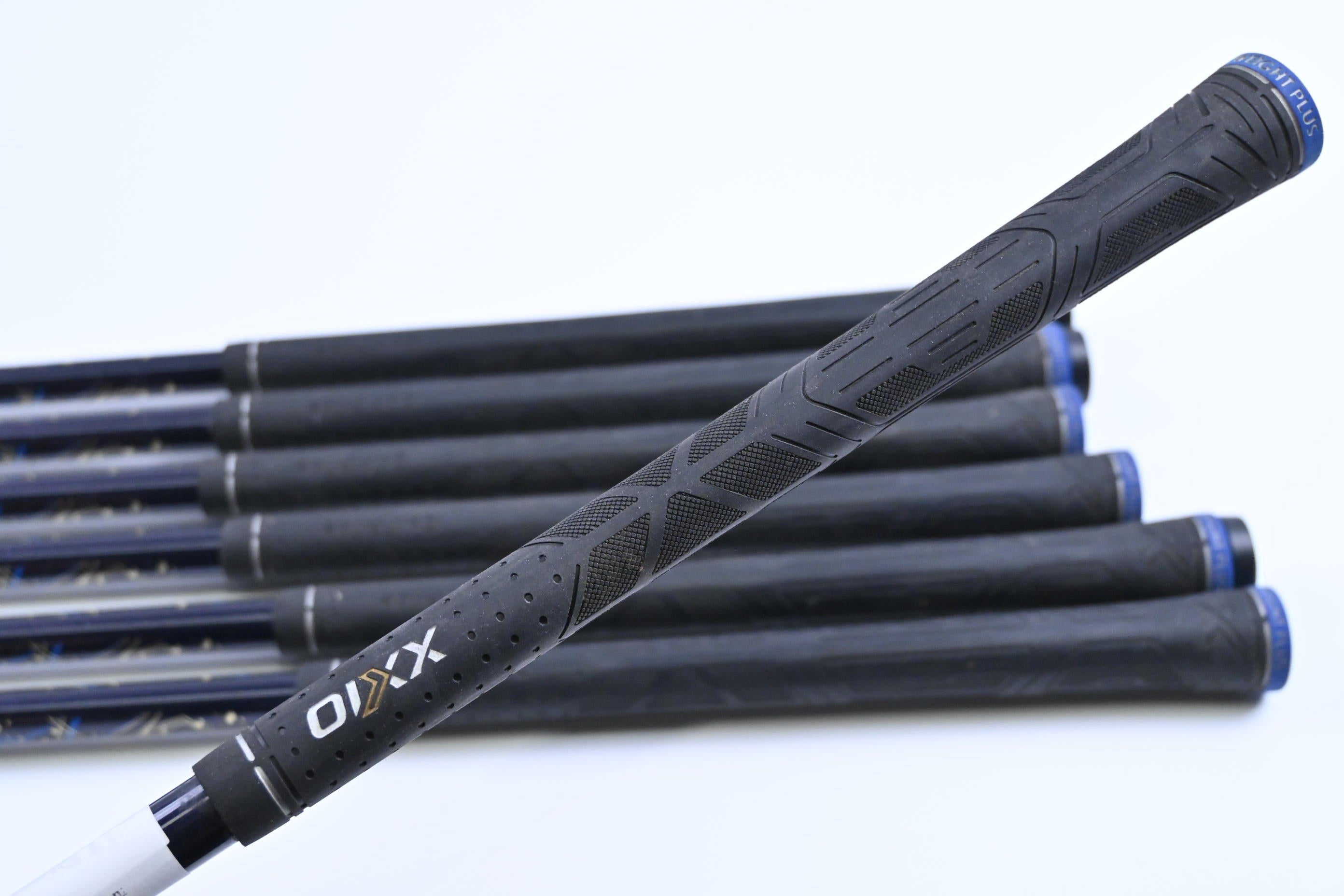 XXIO 13 Irons / 6-PW+AW+SW / Regular Flex XXIO MP 1300 Shafts