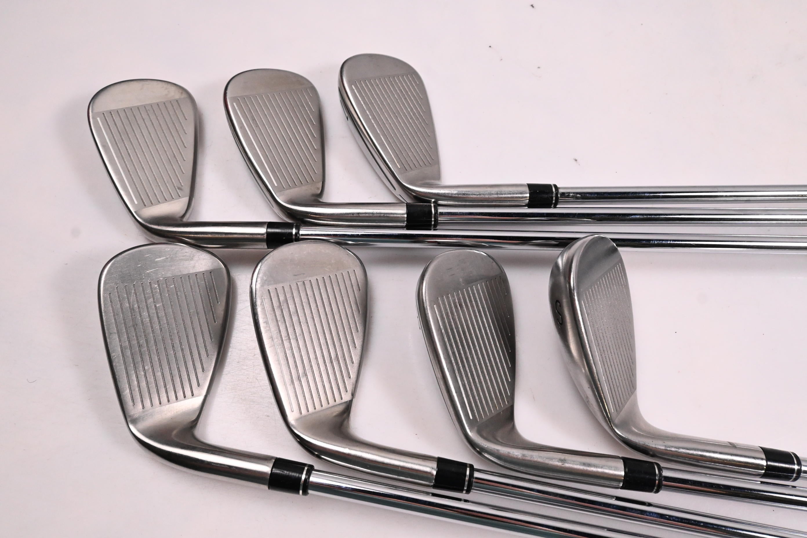 Taylormade M4 Irons / 5-PW+SW / Regular Flex KBS Max 85 Shafts