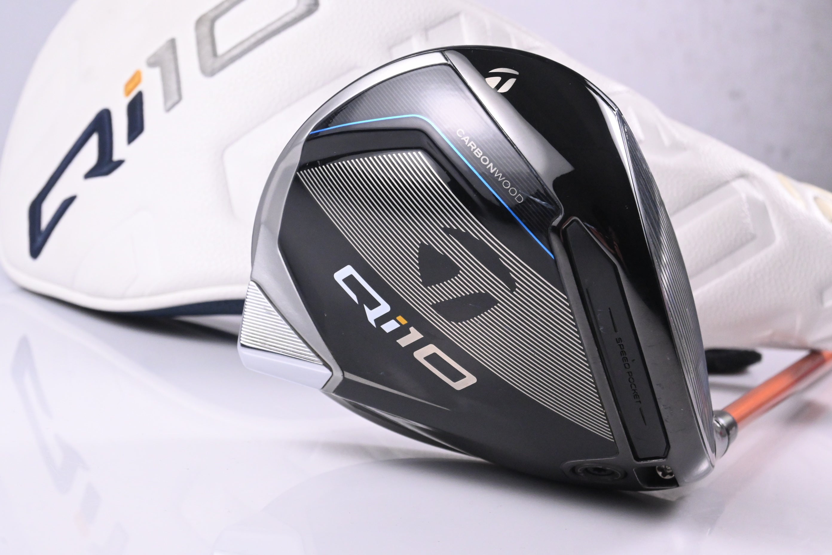 Taylormade Qi10 Driver / 10.5 Degree / X-Flex Tour AD DI-6 Shaft