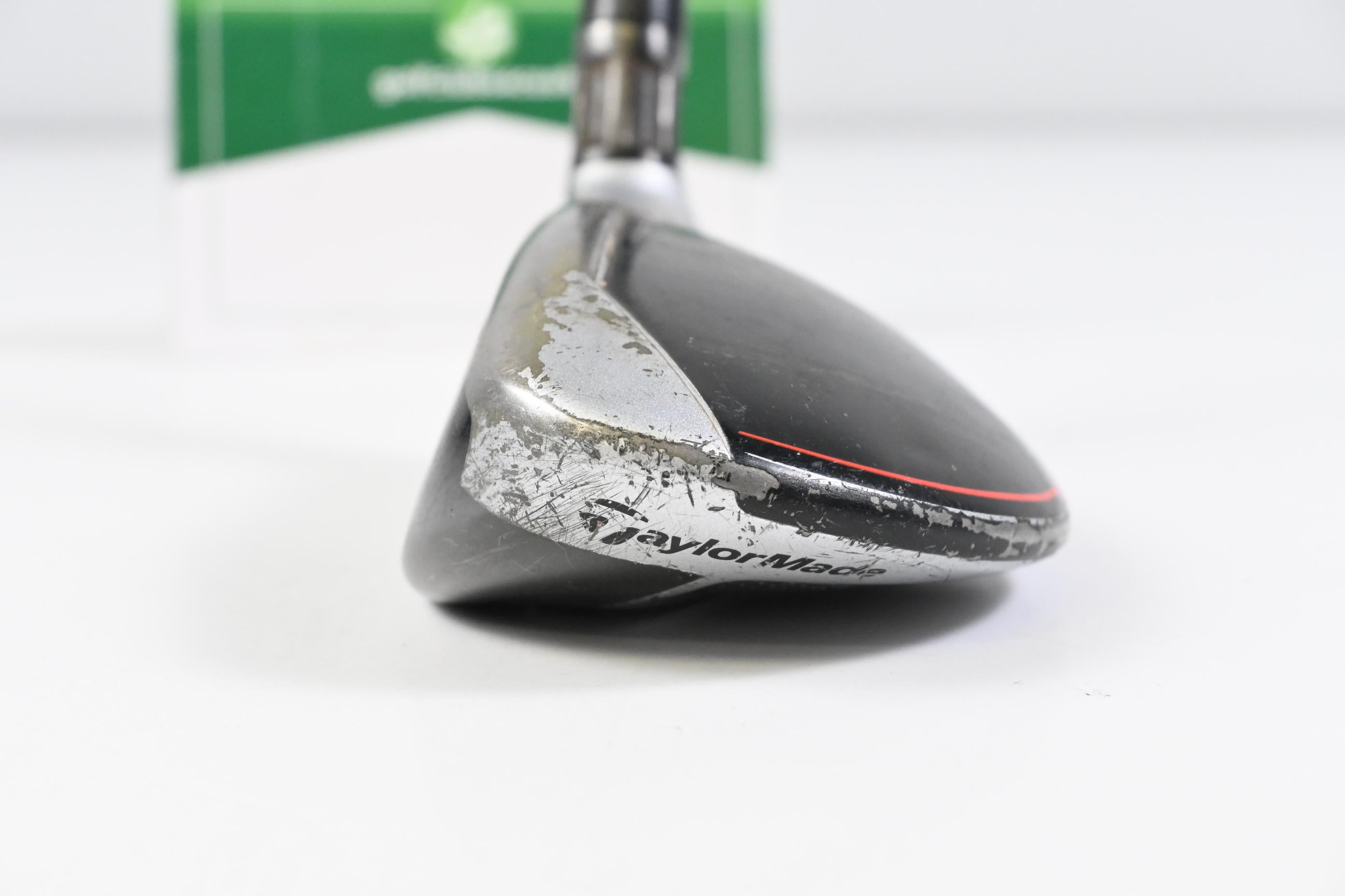 Left Hand Taylormade M6 #3 Hybrid / 19 Degree / Regular Flex Taylormade Atmos 6