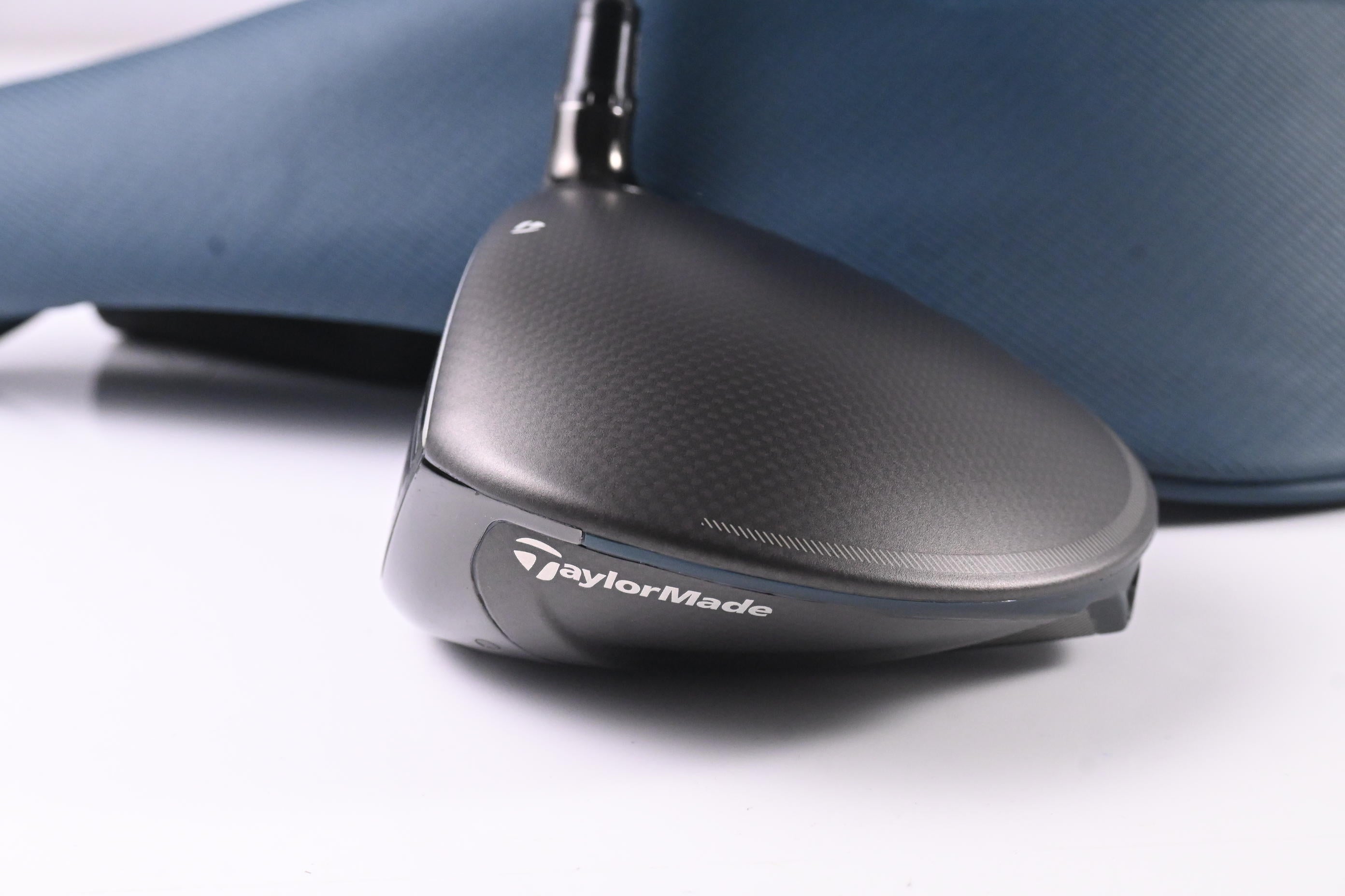 Left Hand Taylormade Qi4D Driver / 10.5 Degree / Stiff Flex Mitsubishi Reax 50