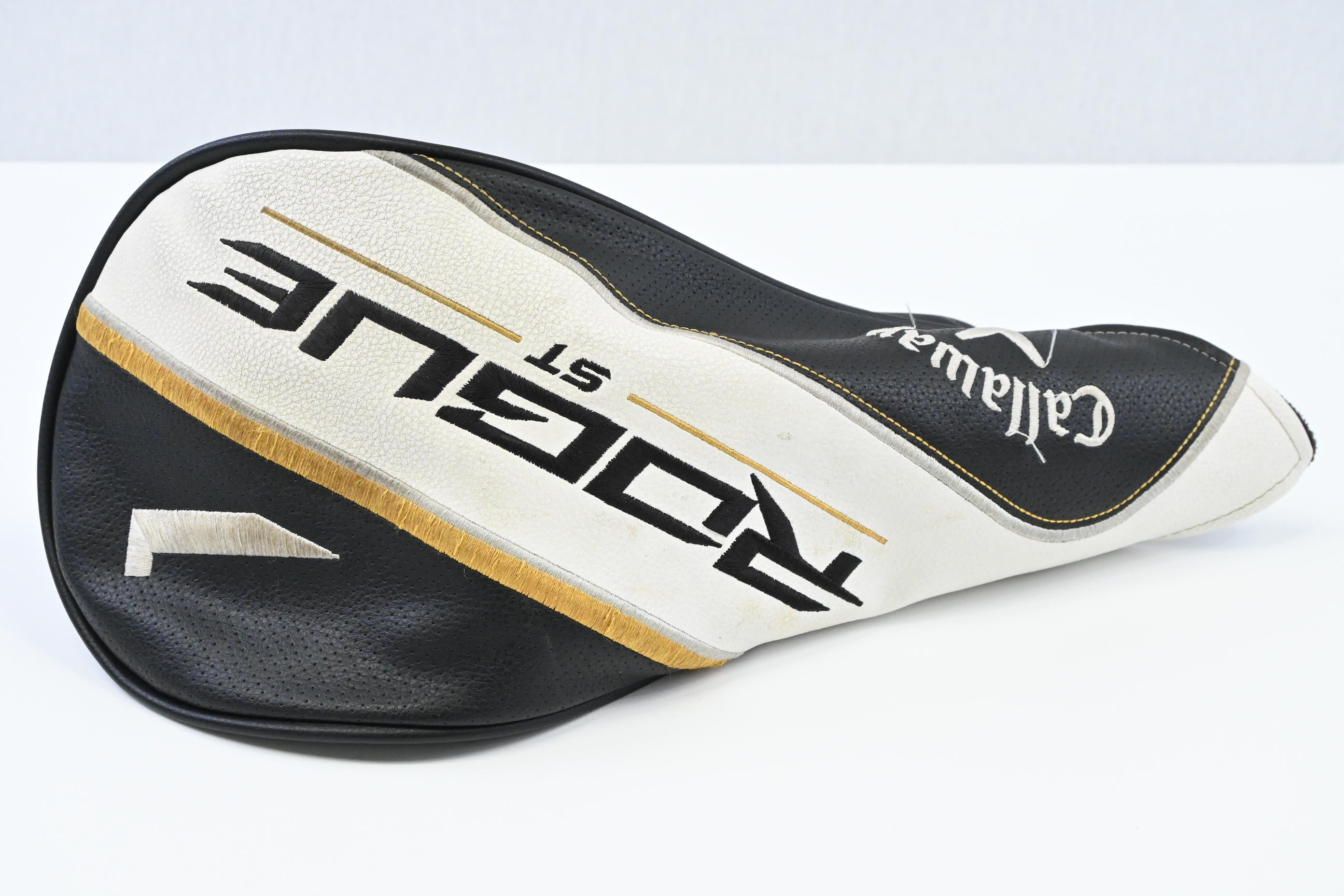 Callaway Rogue ST MAX LS Driver / 10.5 Degree / X-Flex Kai'li White 70 Shaft