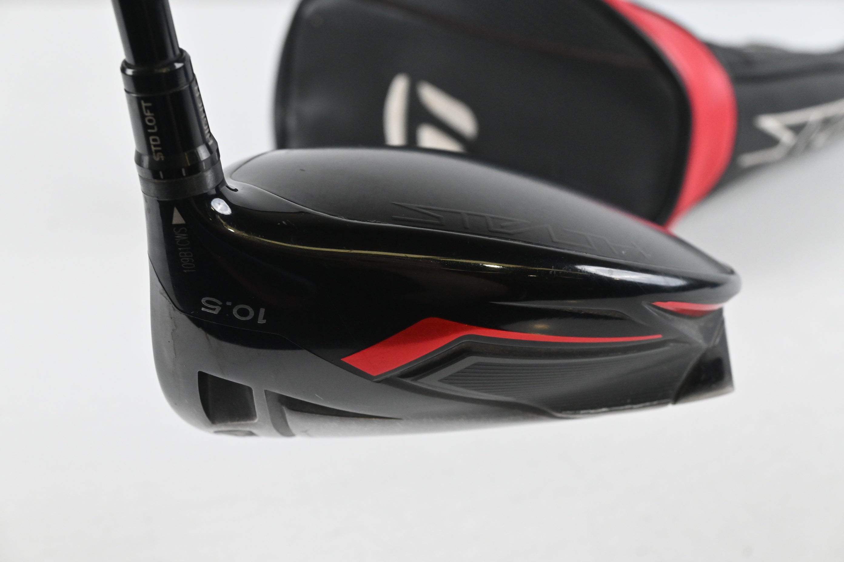 Taylormade Stealth Driver / 10.5 Degree / Regular Flex Ventus TR Red 5 Shaft