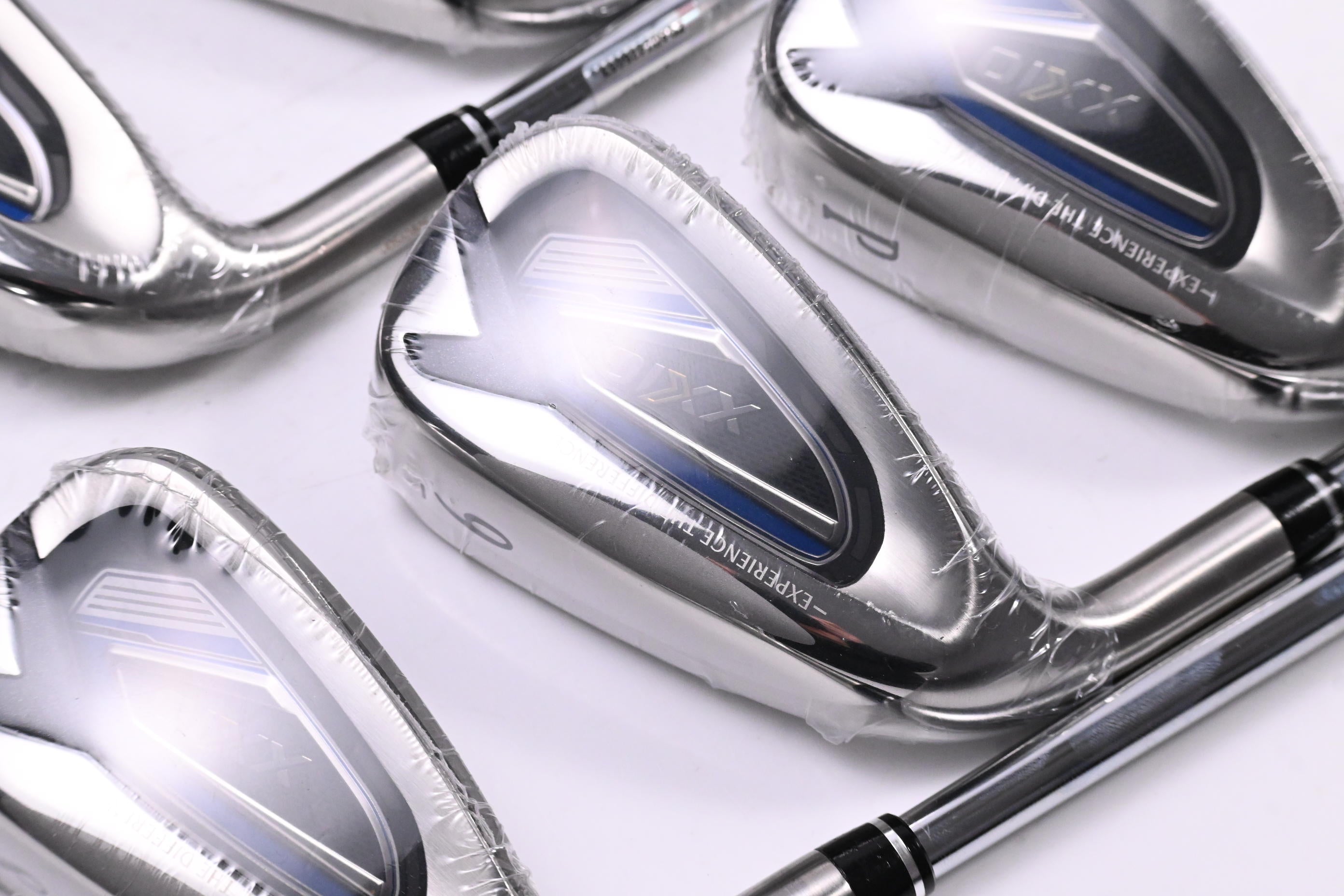 Left Hand XXIO 12 Irons / 6-PW / Regular Flex N.S.Pro 850GH Shafts