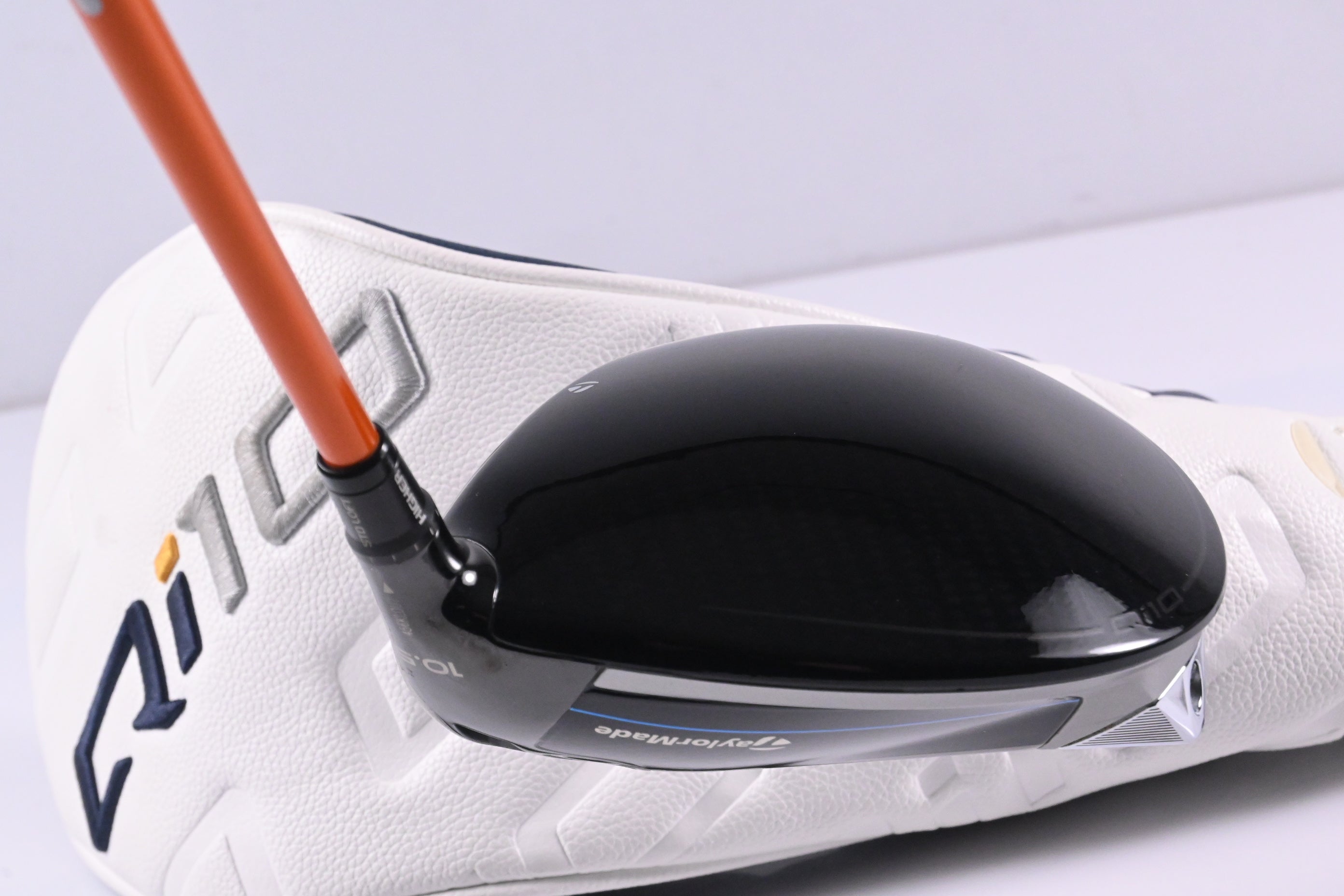 Taylormade Qi10 Driver / 10.5 Degree / X-Flex Tour AD DI-6 Shaft