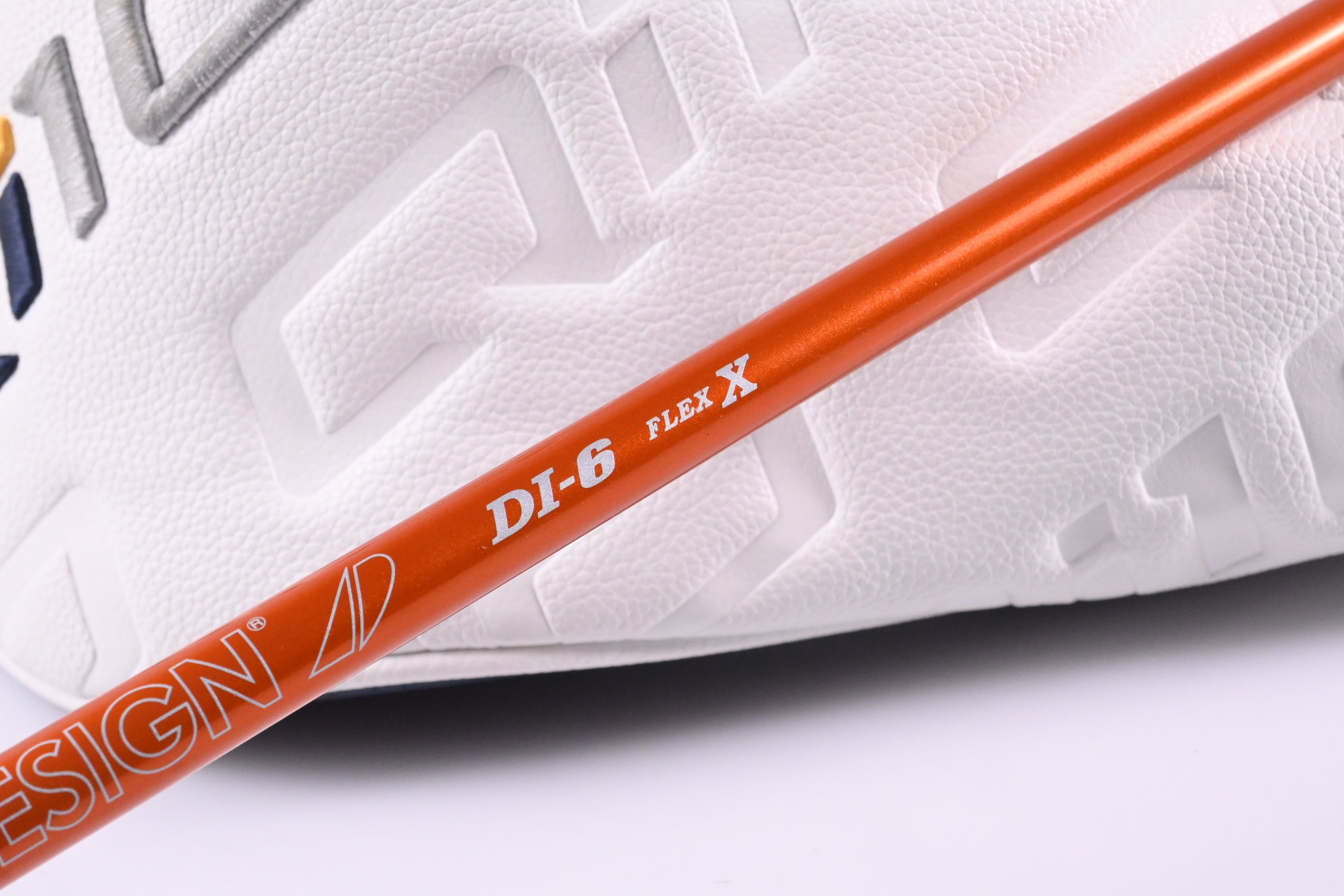 Taylormade Qi10 Driver / 10.5 Degree / X-Flex Tour AD DI-6 Shaft
