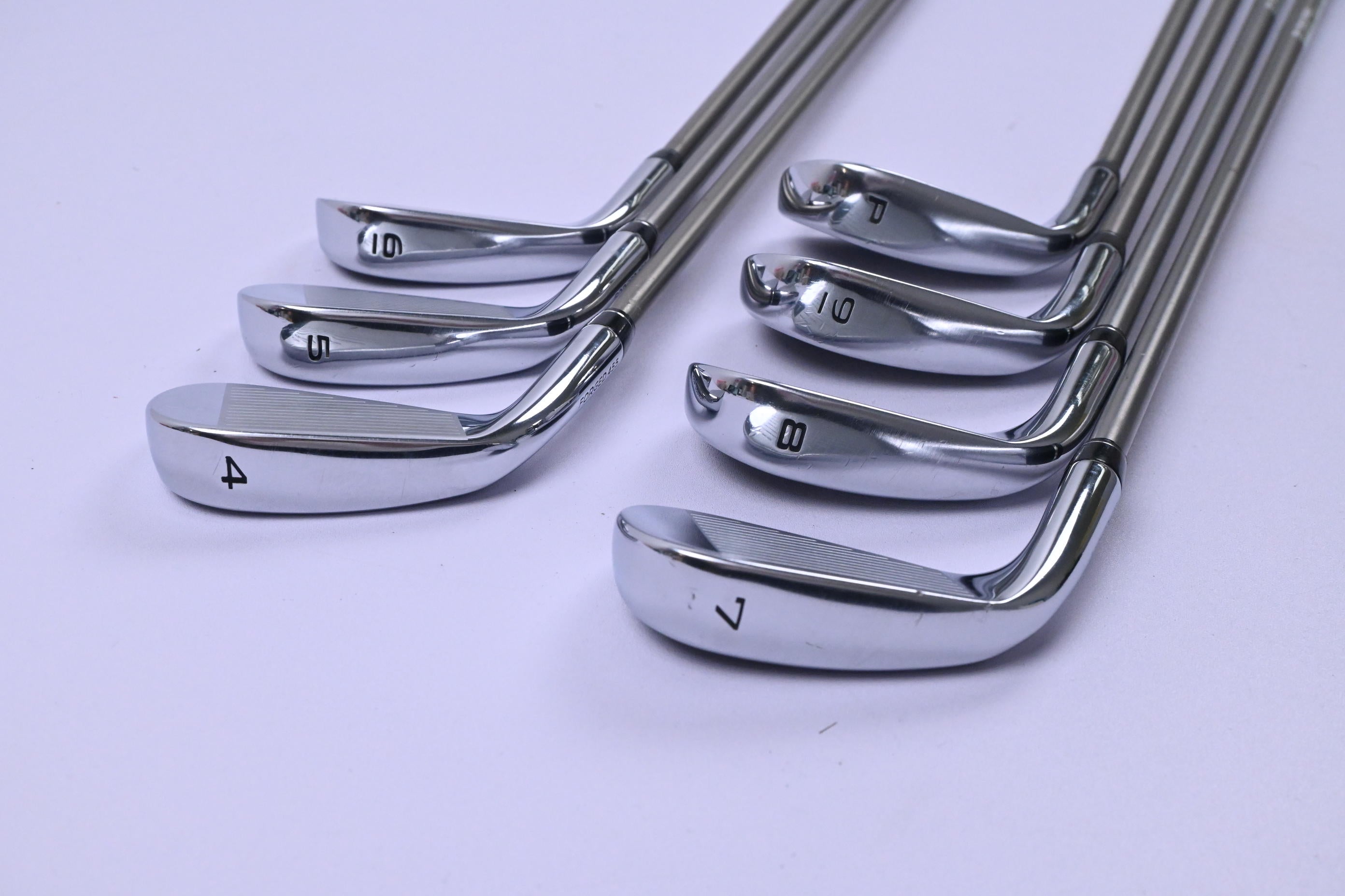 Callaway Paradym Irons / 4-PW / Regular Flex ACCRA iSeries 105i Shafts
