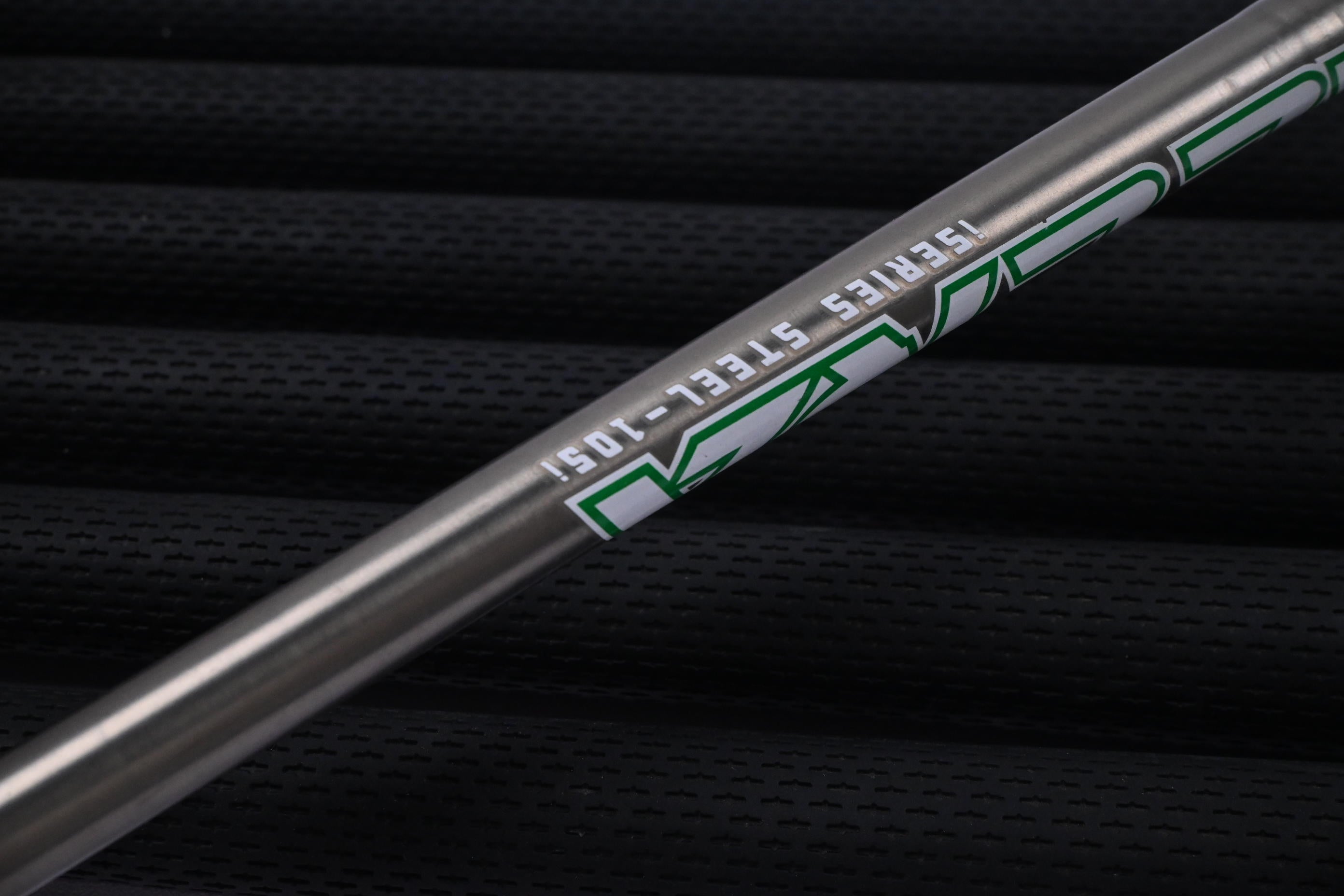 Callaway Paradym Irons / 4-PW / Regular Flex ACCRA iSeries 105i Shafts