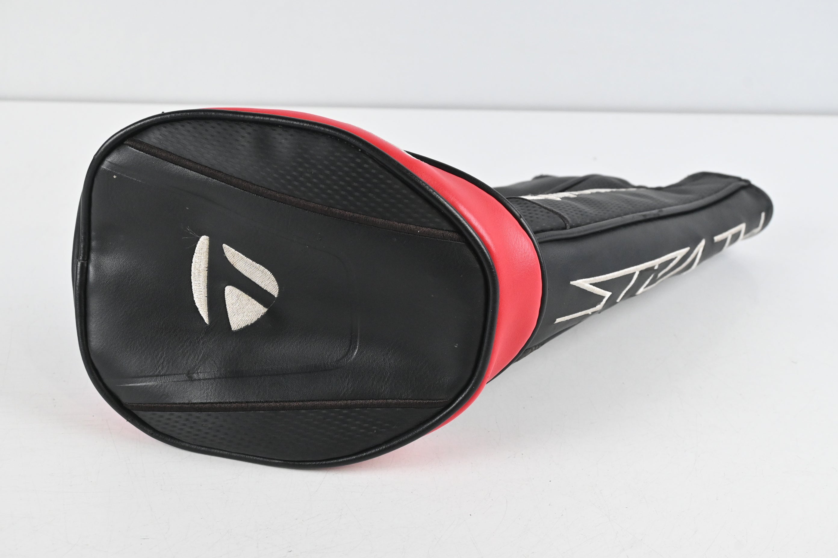 Taylormade Stealth Driver / 10.5 Degree / Regular Flex Ventus TR Red 5 Shaft