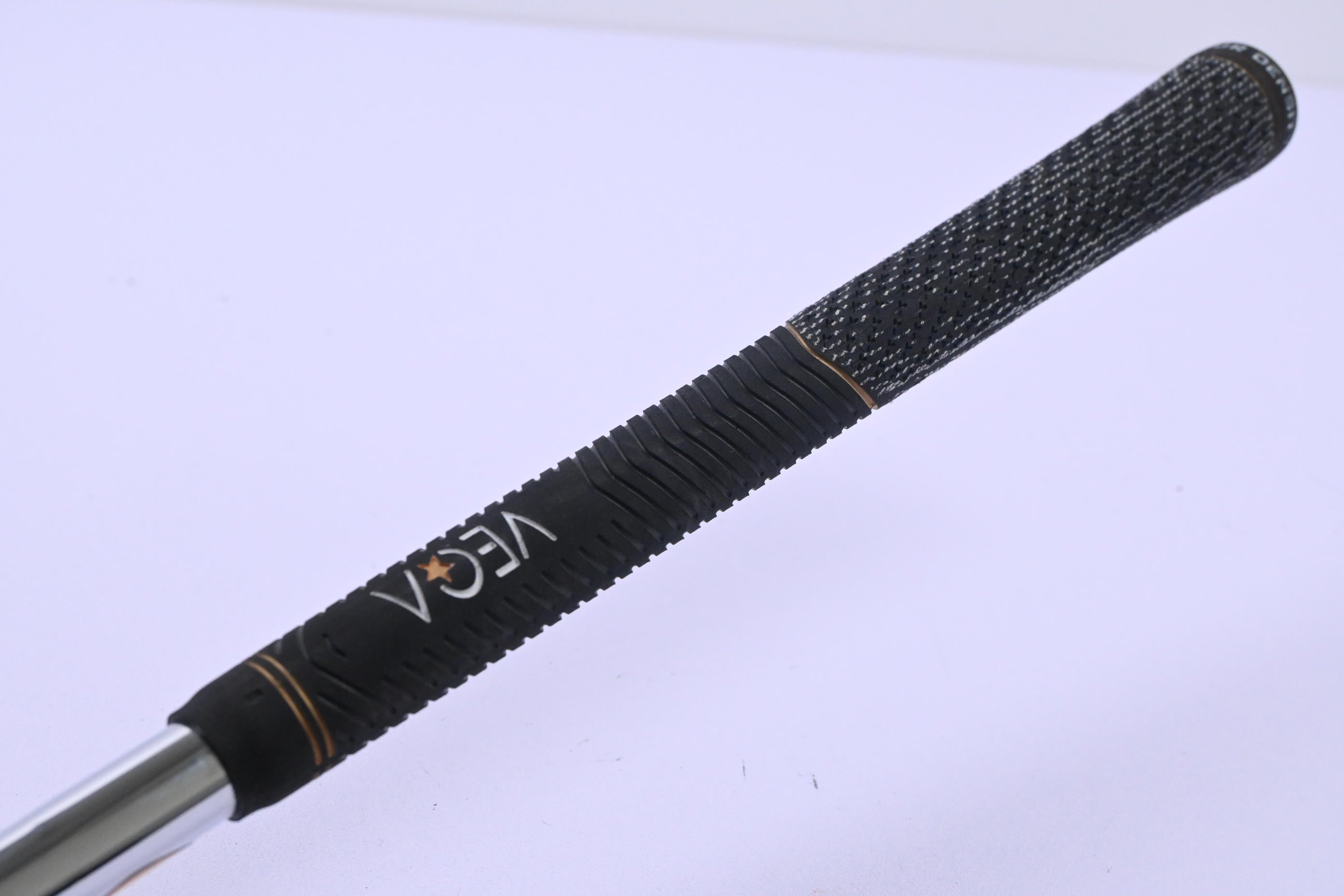Vega VDC #7 Iron / Stiff Flex Shimada Tour Lite Shaft