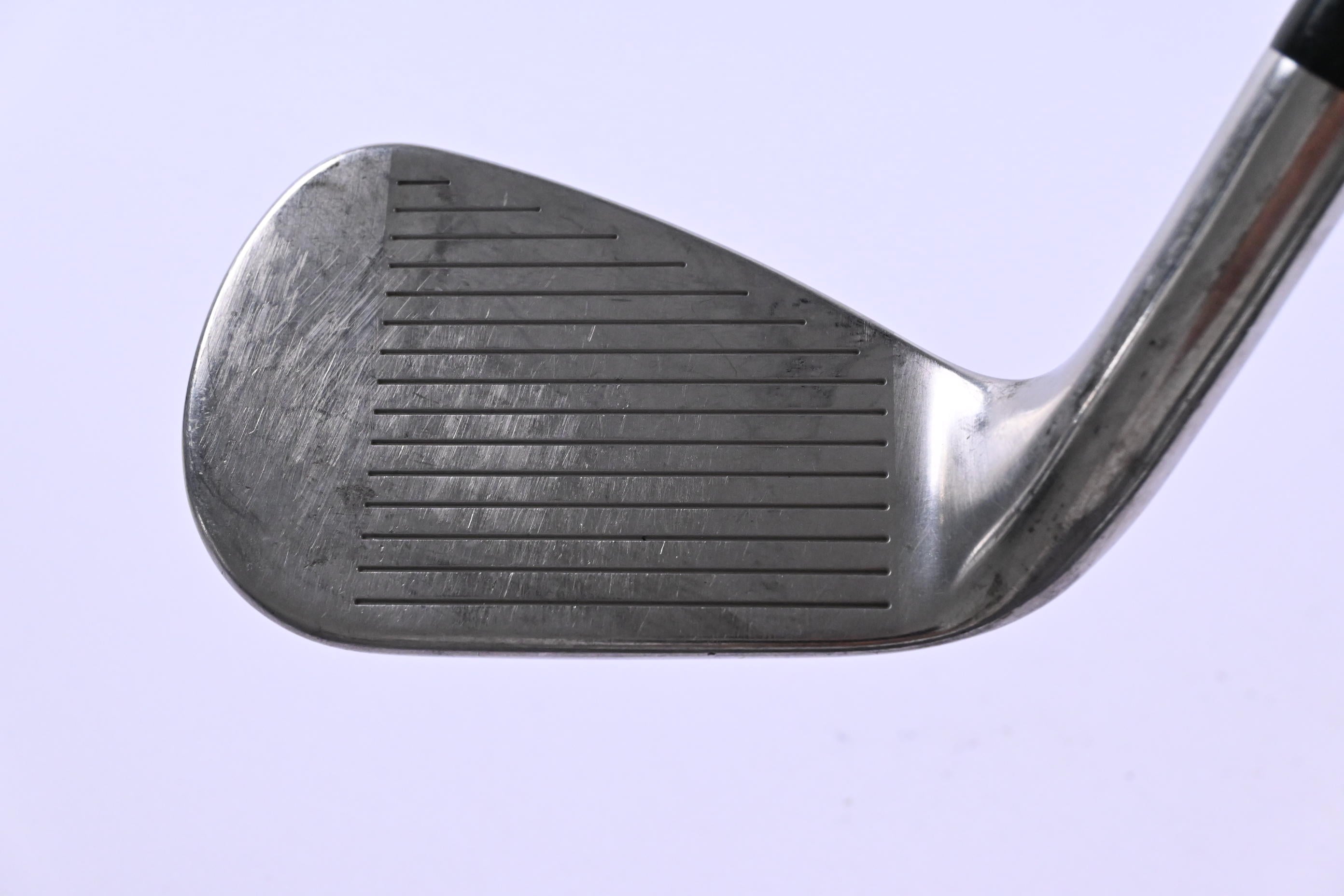 Titleist T300 2019 Gap Wedge / 48 Degree / Regular Flex True Temper AMT R300 Red