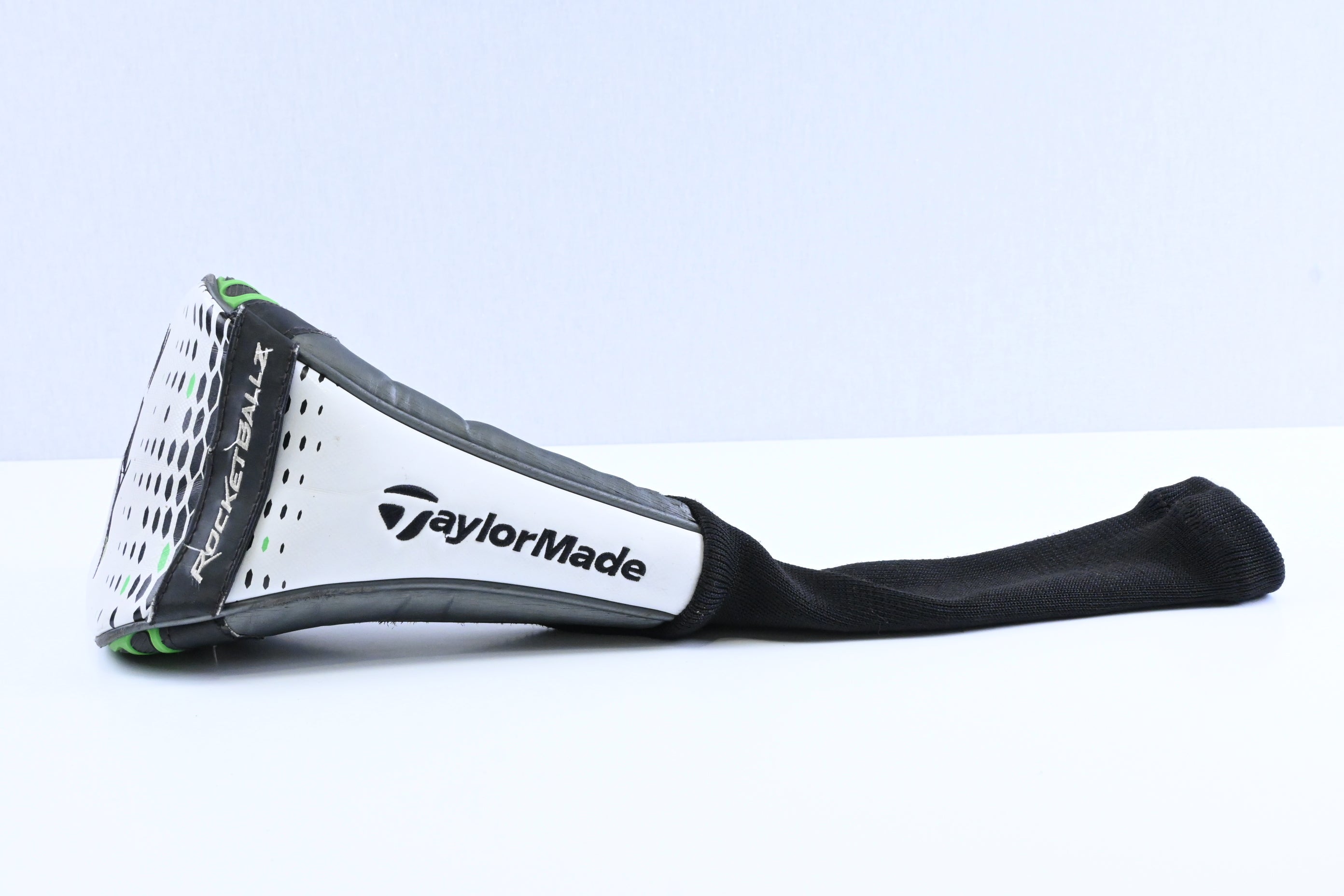 Taylormade RBZ Driver / 10.5 Degree / Regular Flex Matrix Ozik Xcon-5 Shaft