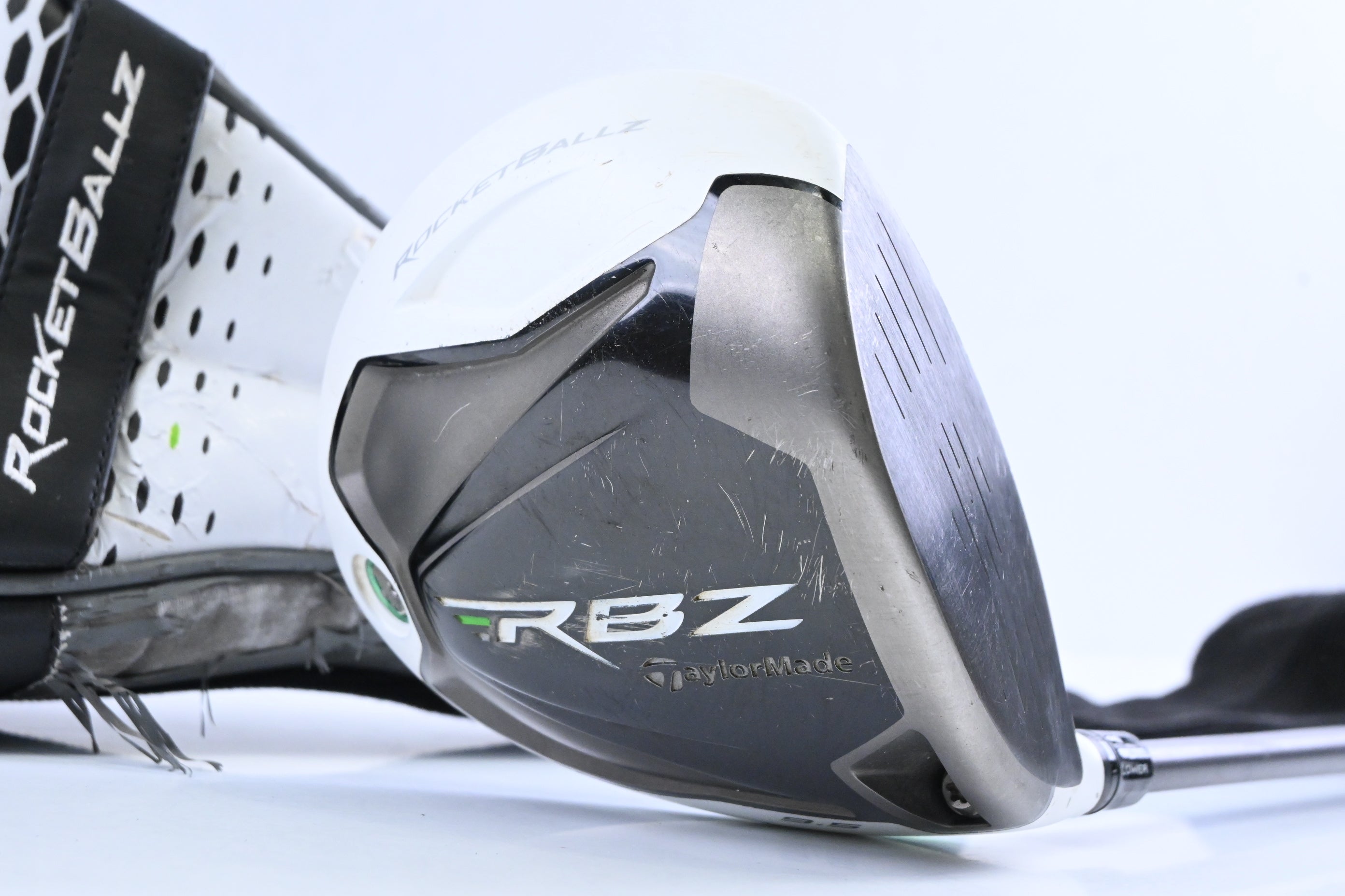 Taylormade RBZ Driver / 9.5 Degree / Regular Flex Matrix Ozik Xcon-5 Shaft