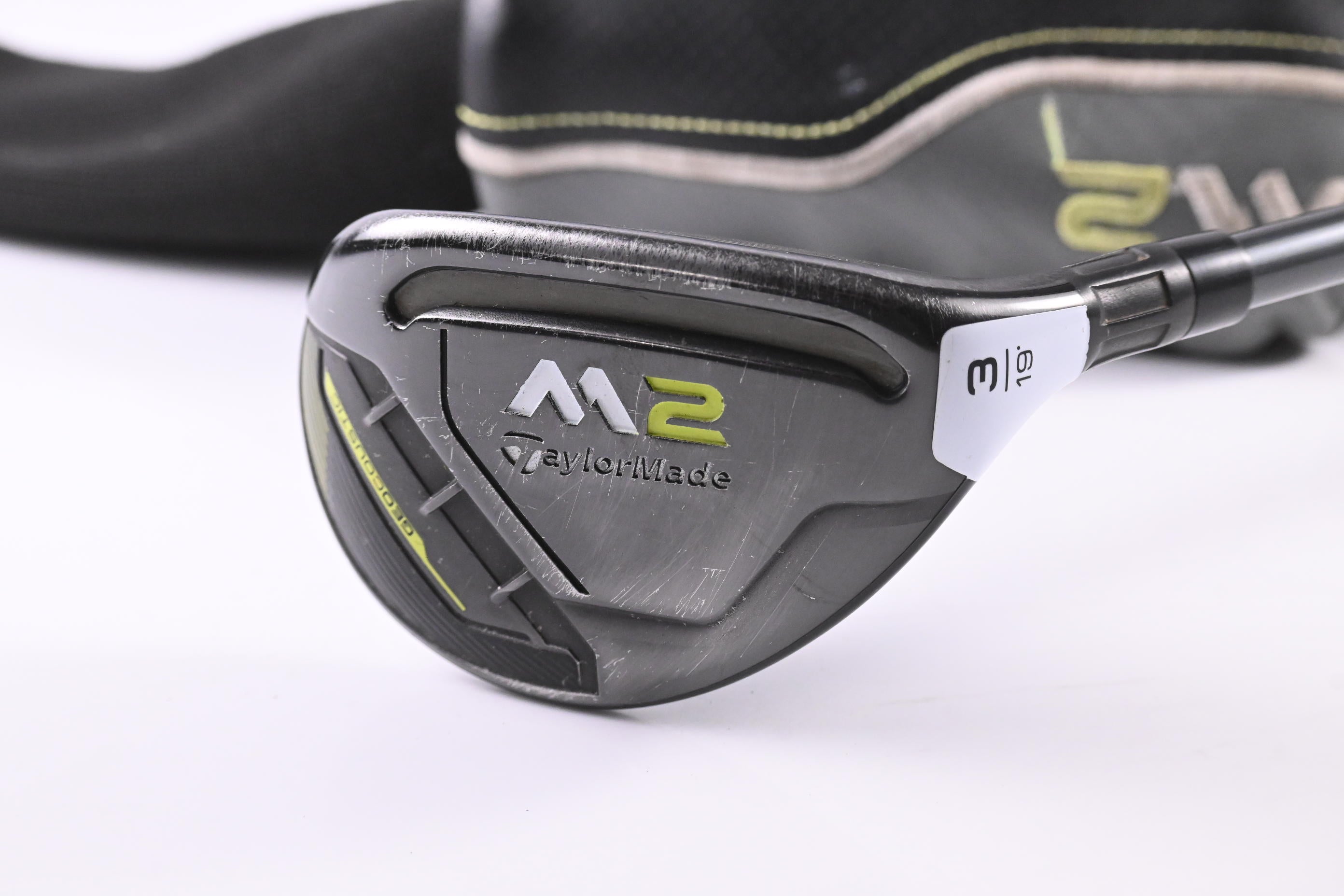 Taylormade M2 2017 #3 Hybrid / 19 Degree / Regular Flex M2 Reax 65 Shaft