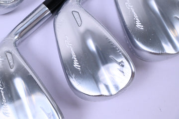 Mizuno M-15 Irons / 4-PW / Regular Flex N.S.PRO Modus 3 105 Shafts