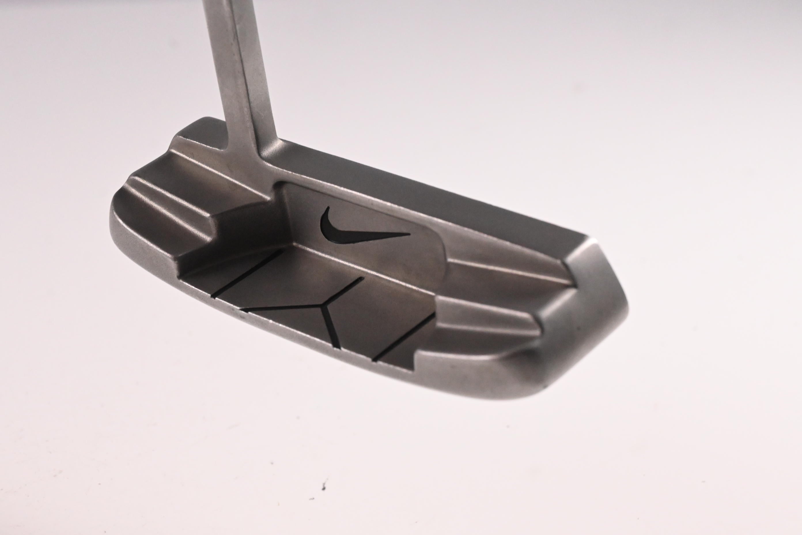 Nike Everclear E11 Putter / 34 Inch