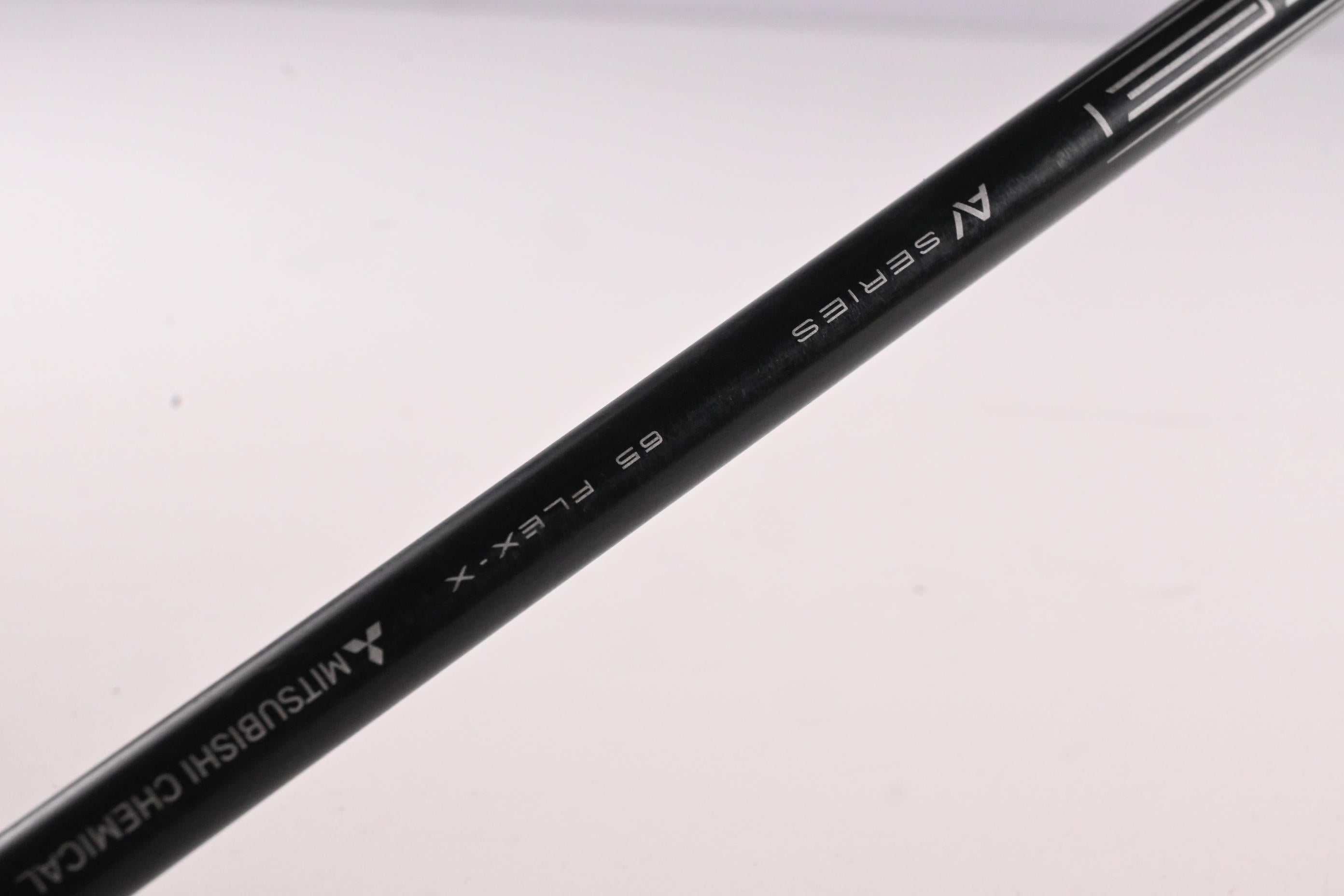 Callaway Rogue ST MAX LS Driver / 9 Degree / X-Flex Tensei AV Raw White 65 Shaft