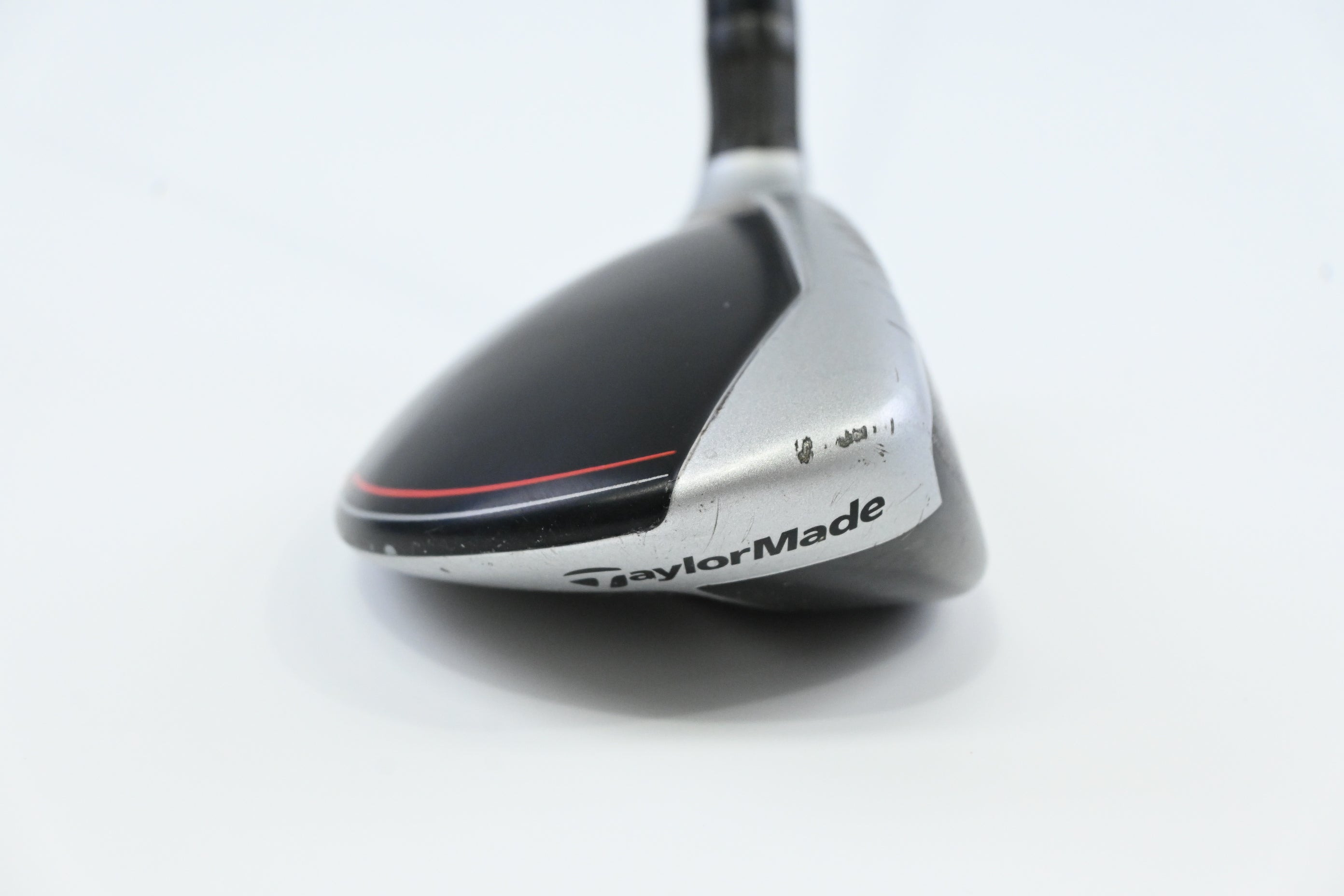 Taylormade M6 #3 Hybrid / 19 Degree / Regular Flex Fujikura Atmos Orange 6 Shaft