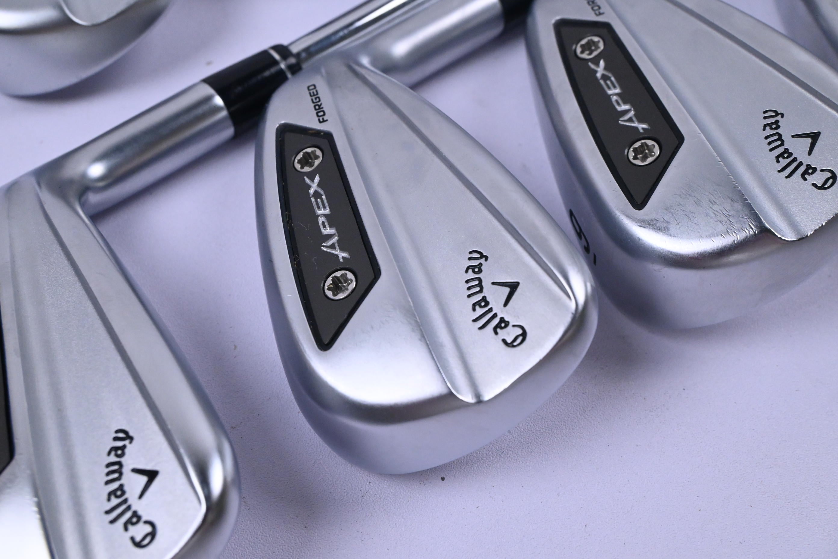 Callaway Apex Ai200 Irons / 4-PW / Stiff Flex Dynamic Gold Mid S300 90 Shafts