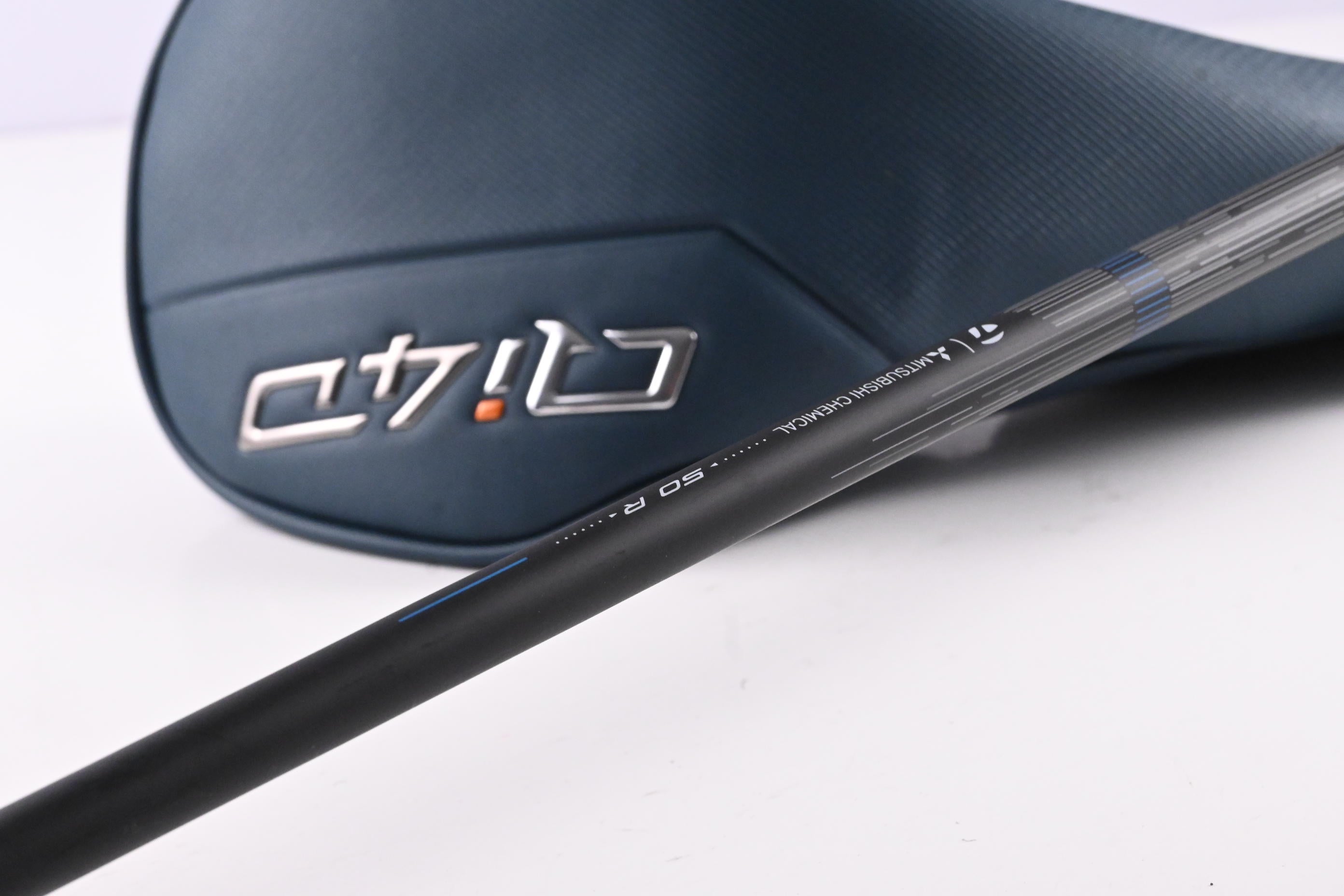 Taylormade Qi4D Max Driver / 10.5 Degree / Regular Flex Reax Blue 50 Shaft