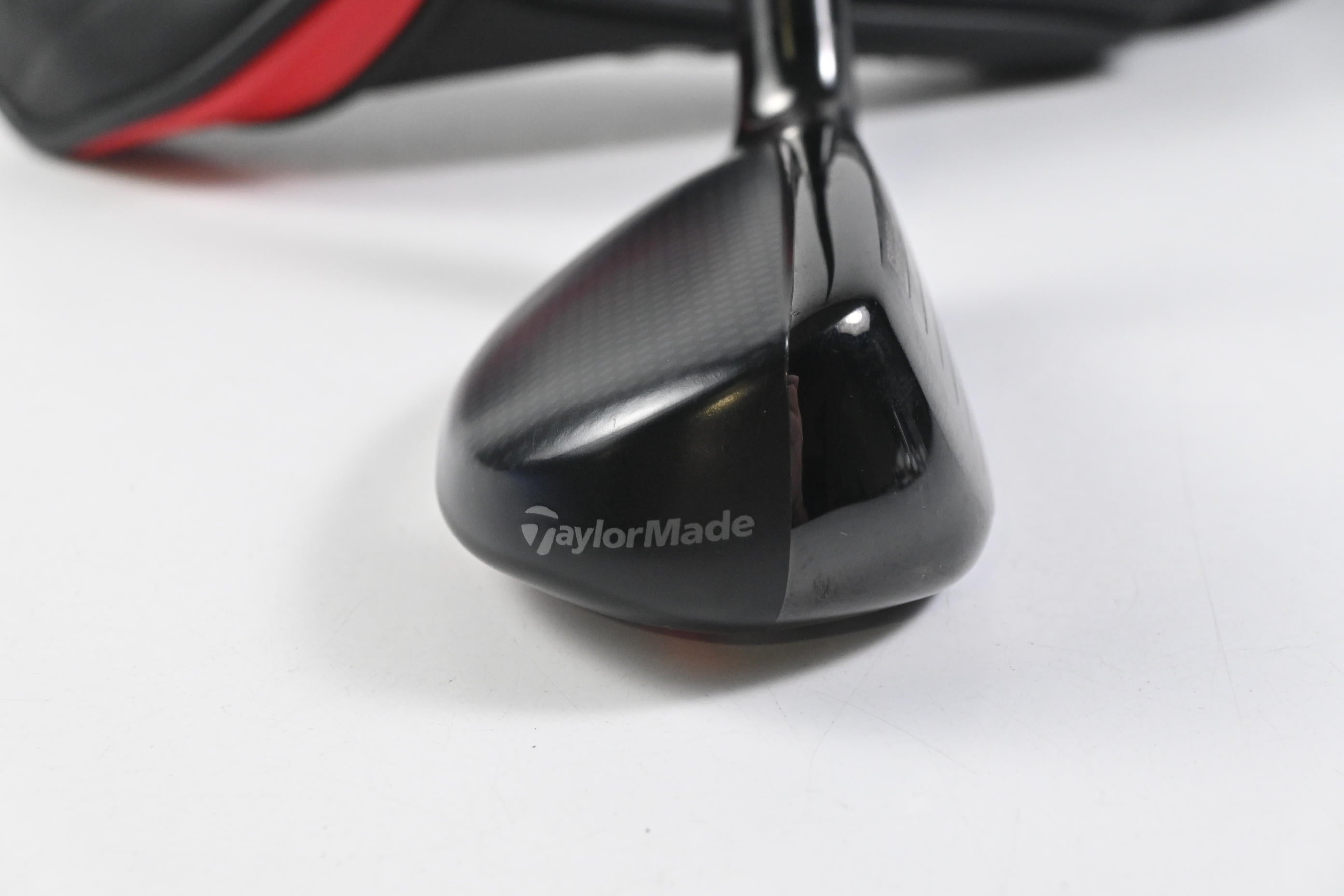 Taylormade Stealth Plus #3 Hybrid / 19.5 Degree / Stiff Flex Hzrdus Smoke RDX 80