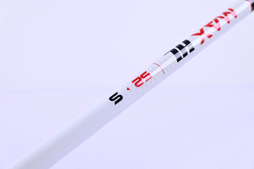 Titleist GT2 #3 Wood / 15 Degree / Stiff Flex KBS Max HL 52 Shaft