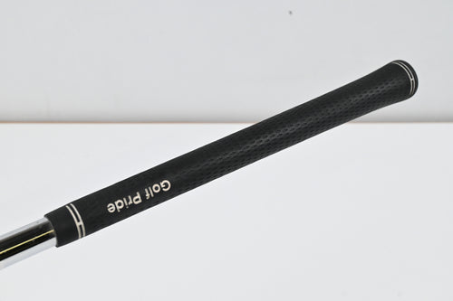 Titleist 695CB #9 Iron / X-Flex Dynamic Gold SL X100 Shaft