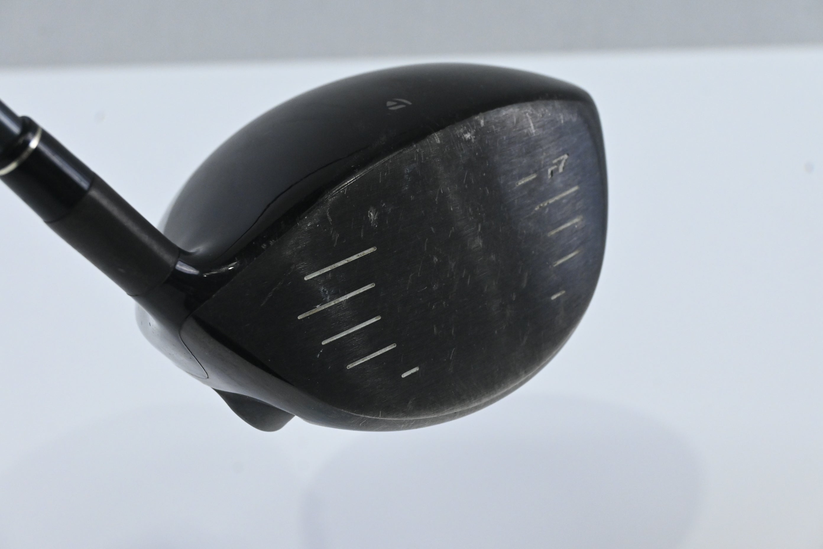 Left Hand Taylormade R7 Superquad Driver / 10.5 Degree / Regular Flex Fujikura
