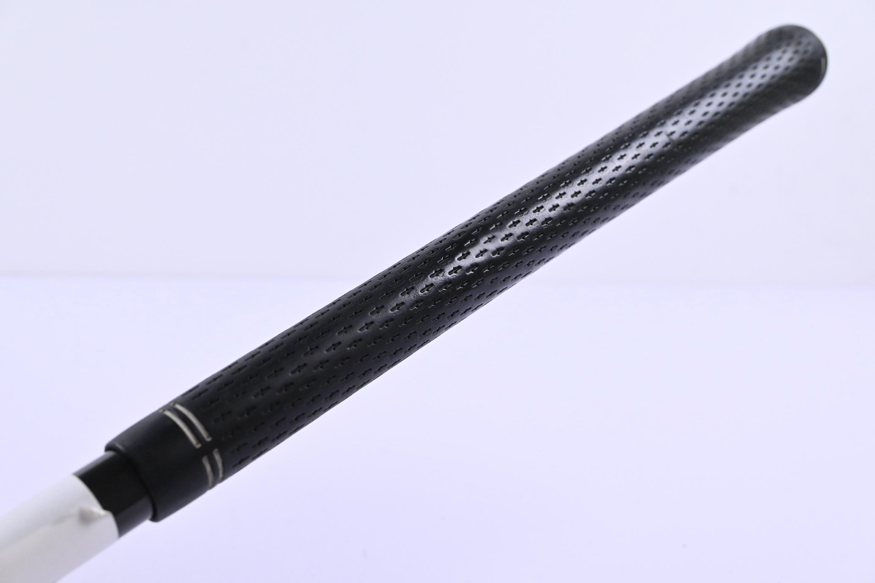Cleveland Classic XL Driver / 9 Degree / Regular Flex Miyazaki 6 Shaft