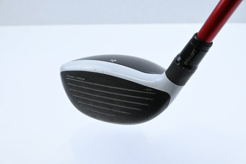 Taylormade SIM2 Ti #3 Wood / 13.5 Degree / Regular Flex Fujikura Ventus Red 5