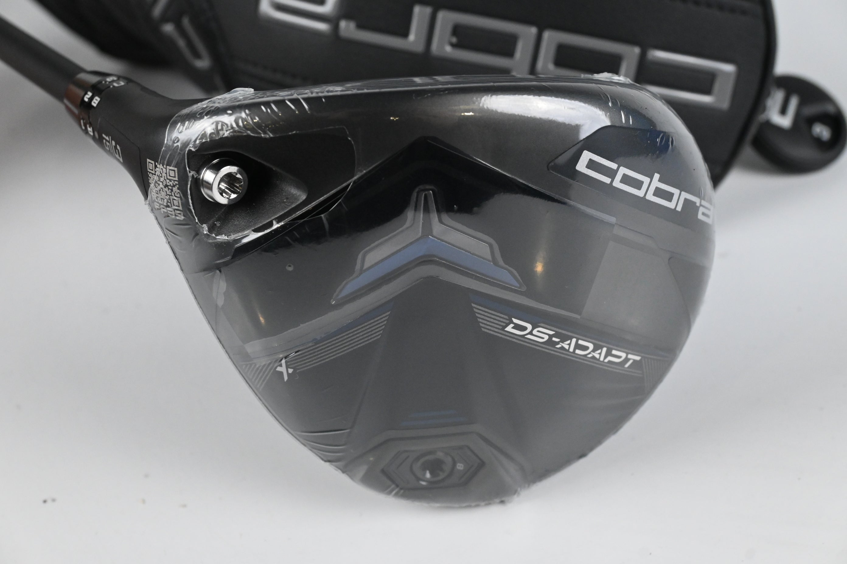 Left Hand Cobra DS-Adapt X #3 Wood / 15 Degree / Regular Flex Vanquish 4 Shaft