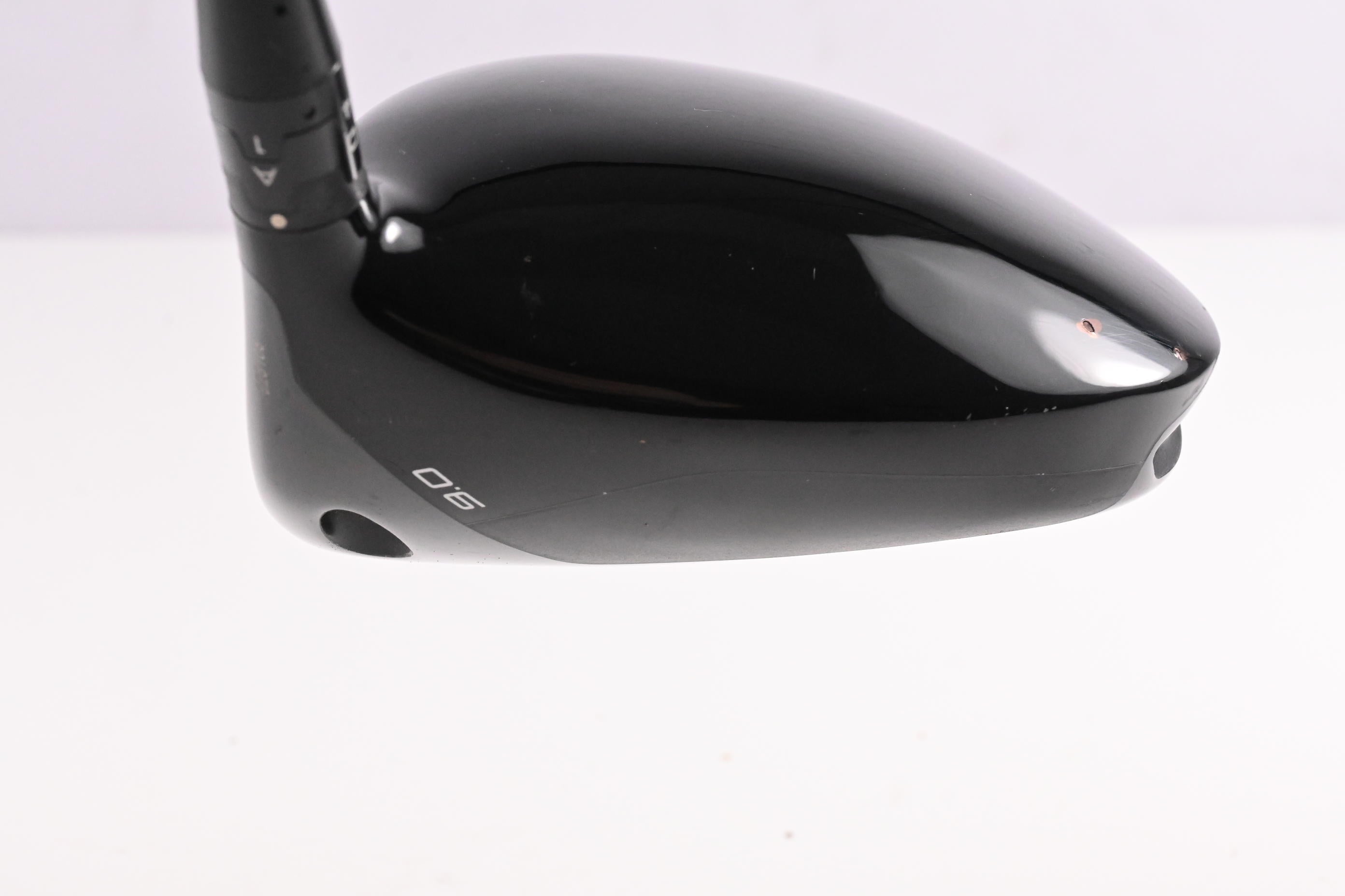 Titleist GT2 Driver / 9 Degree / Regular Flex Fujikura Air Speeder 40 Shaft