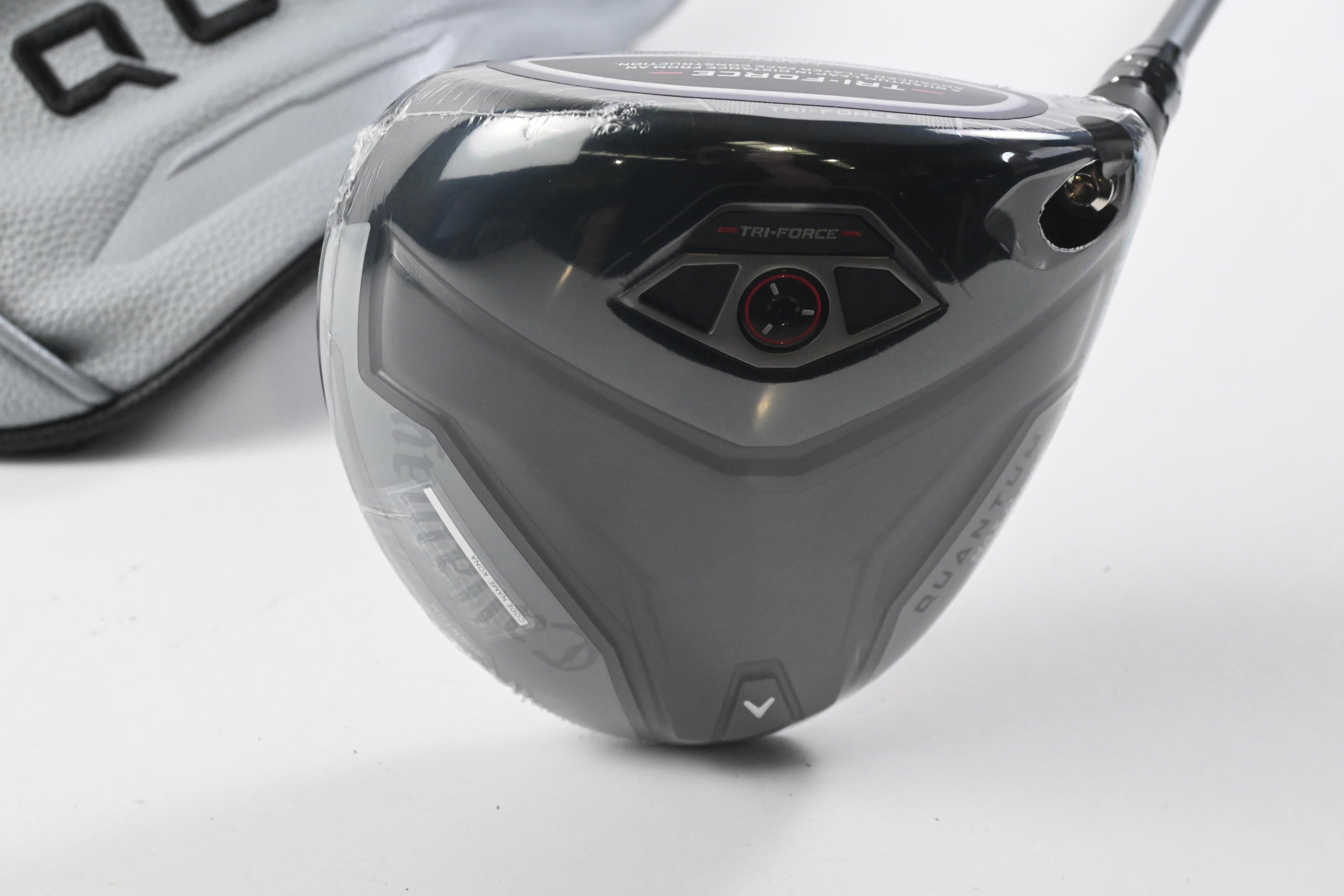 Callaway Quantum Max D Driver / 10.5 Degree / Regular Flex Denali Frost Silver
